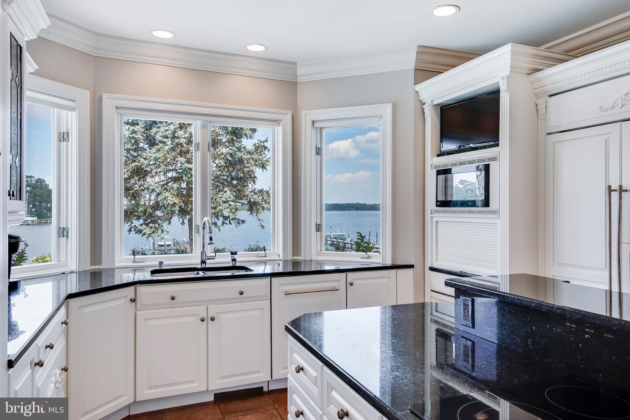 ULMSTEAD POINT - Residential