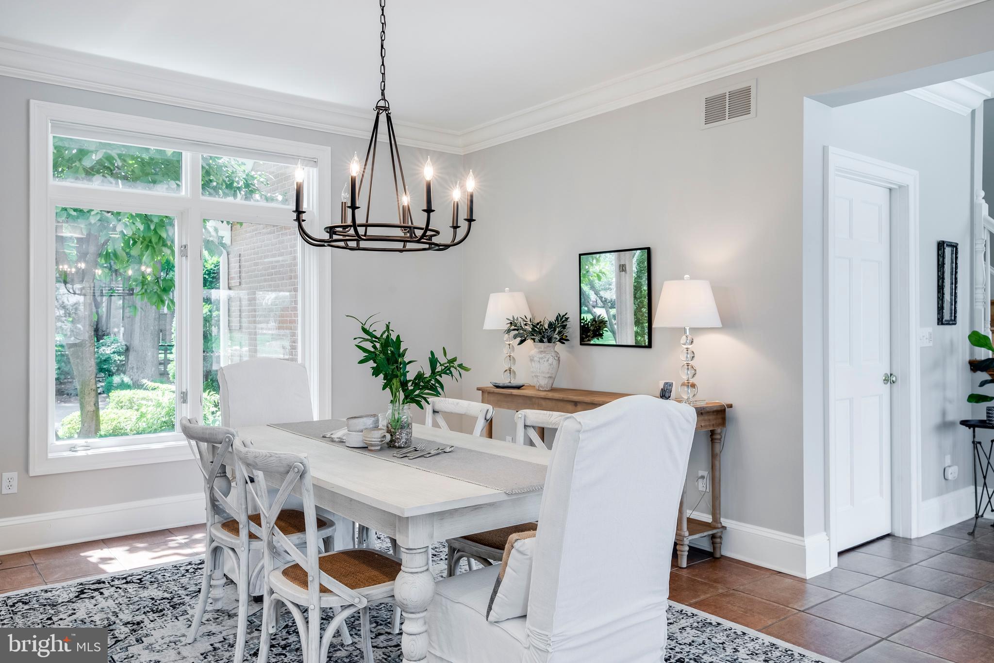 ULMSTEAD POINT - Residential