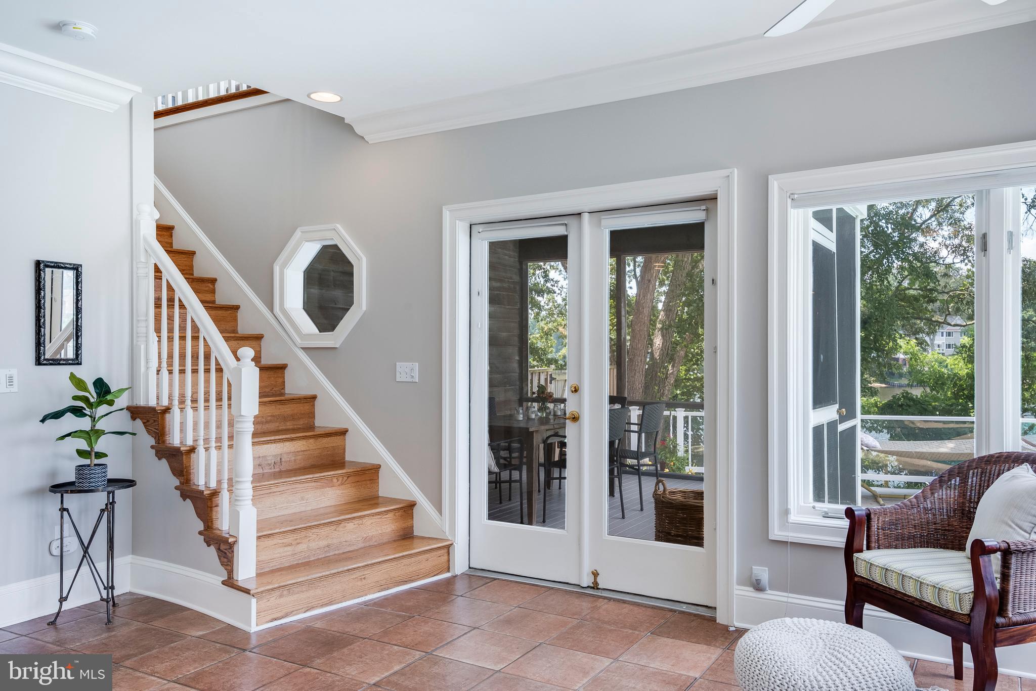 ULMSTEAD POINT - Residential