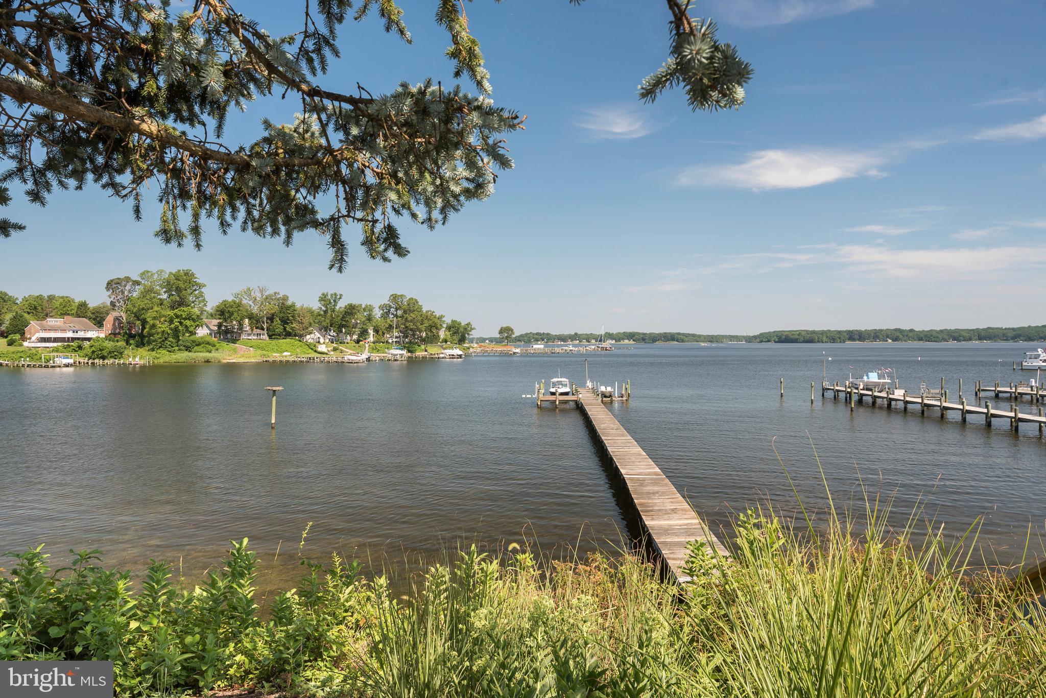 ULMSTEAD POINT - Residential