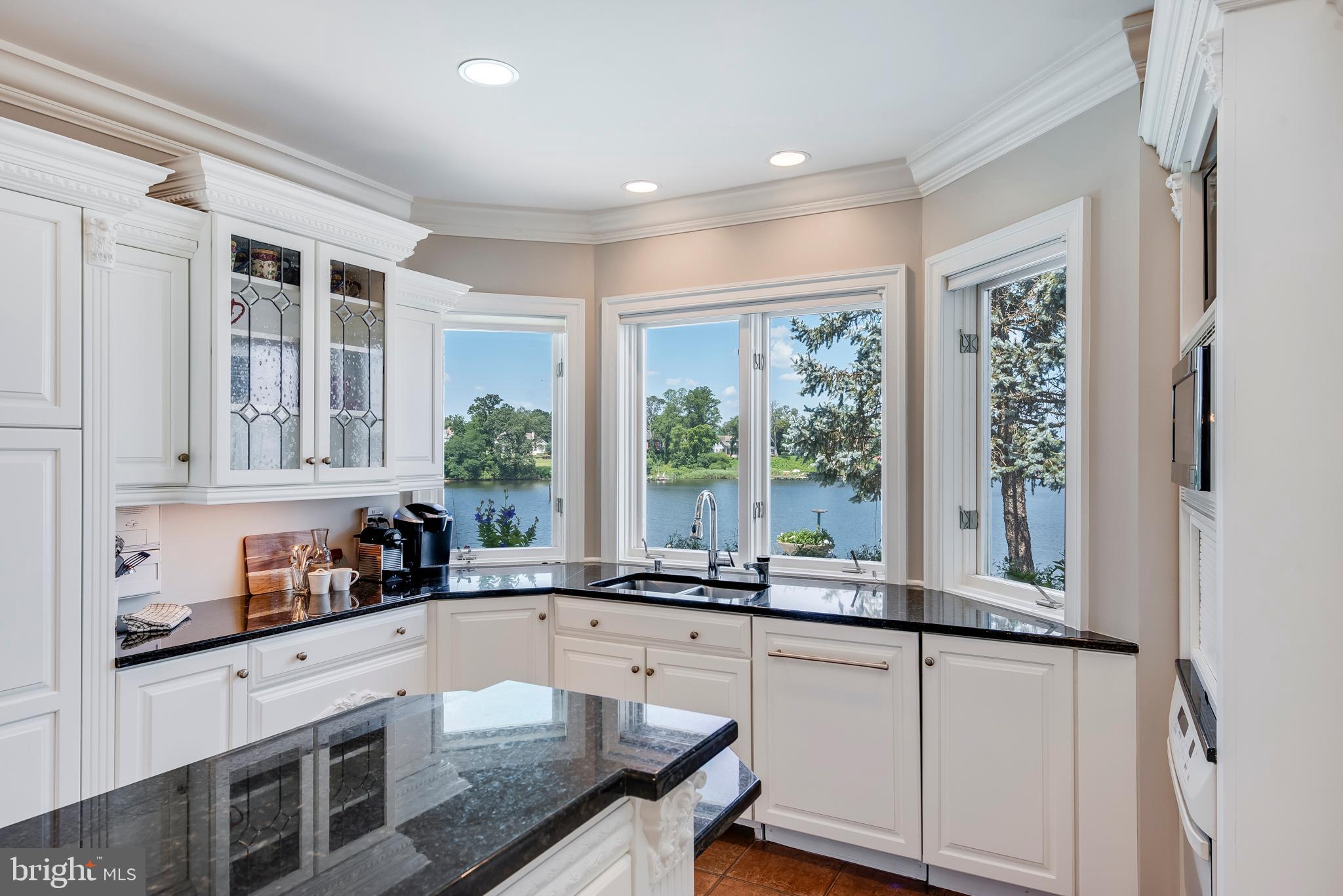 ULMSTEAD POINT - Residential