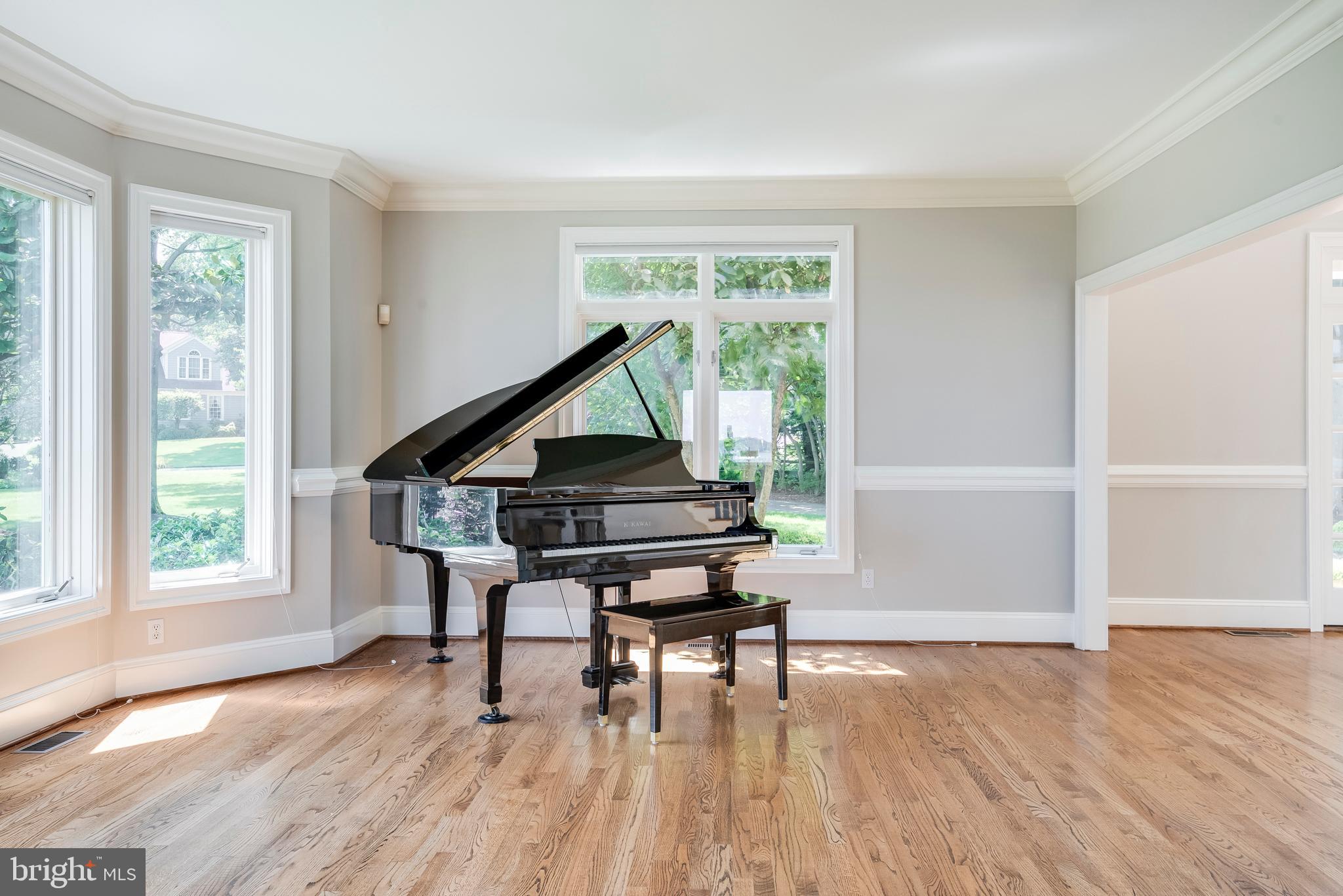 ULMSTEAD POINT - Residential