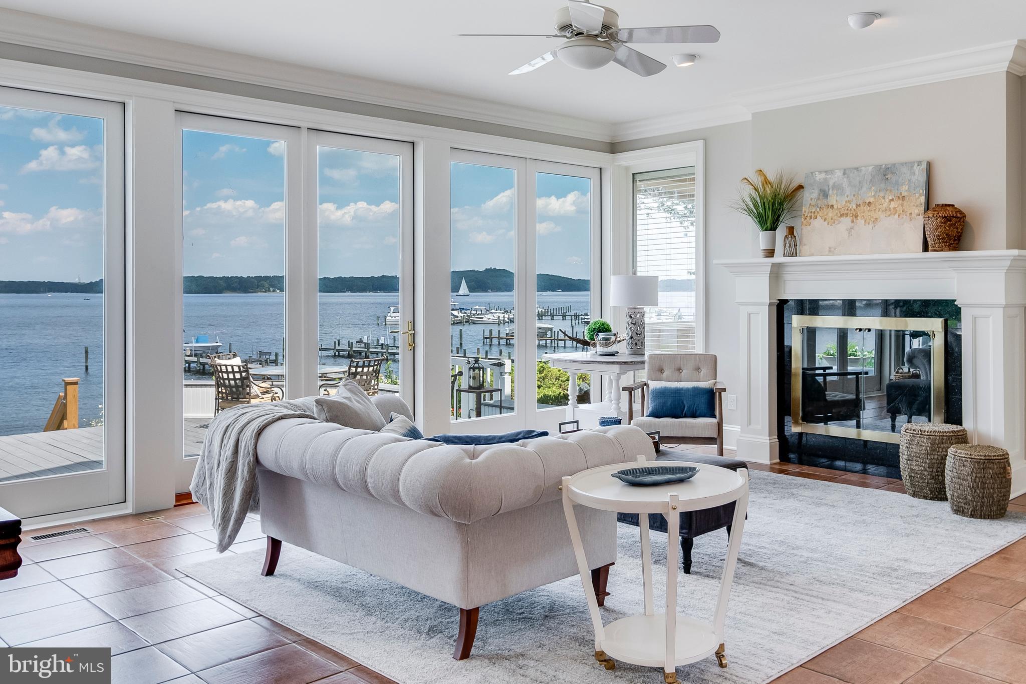 ULMSTEAD POINT - Residential