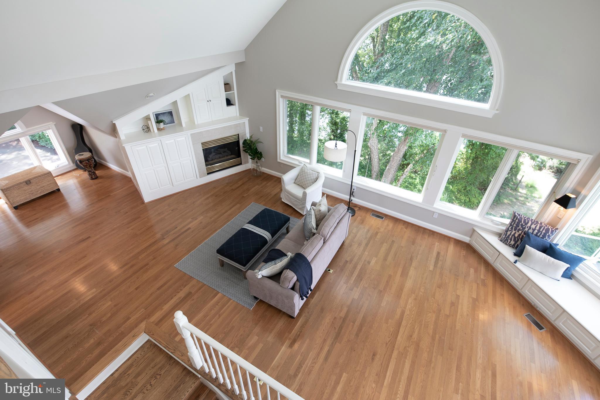 ULMSTEAD POINT - Residential