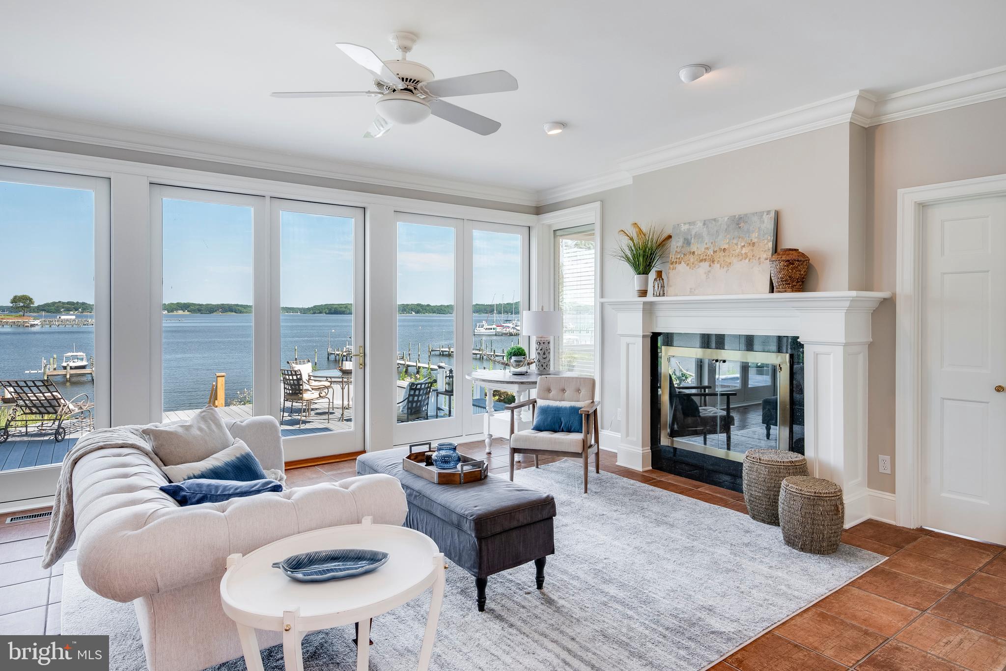 ULMSTEAD POINT - Residential