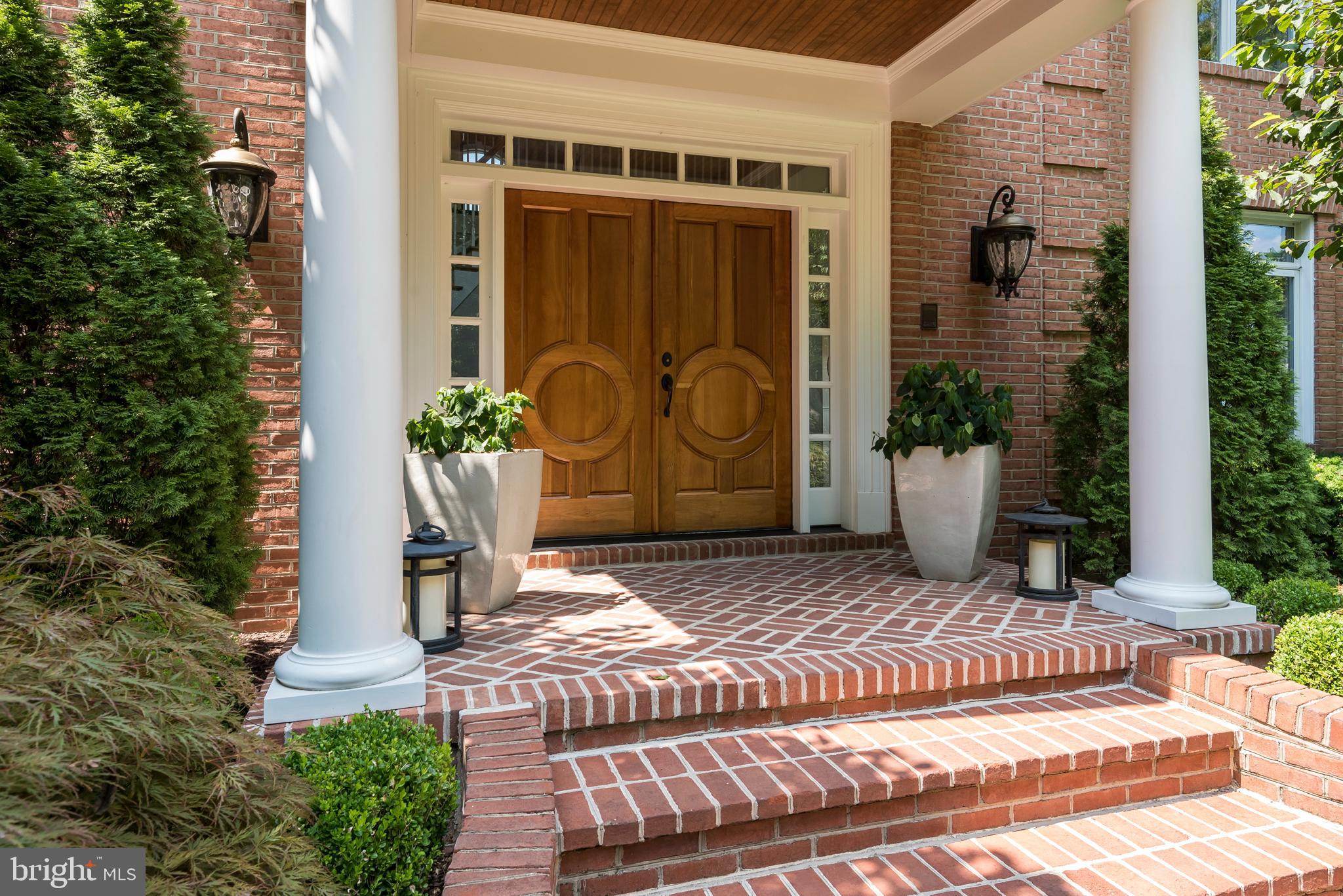 ULMSTEAD POINT - Residential