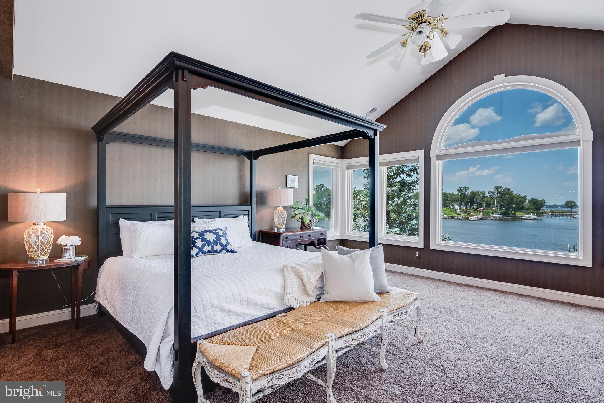 ULMSTEAD POINT - Residential