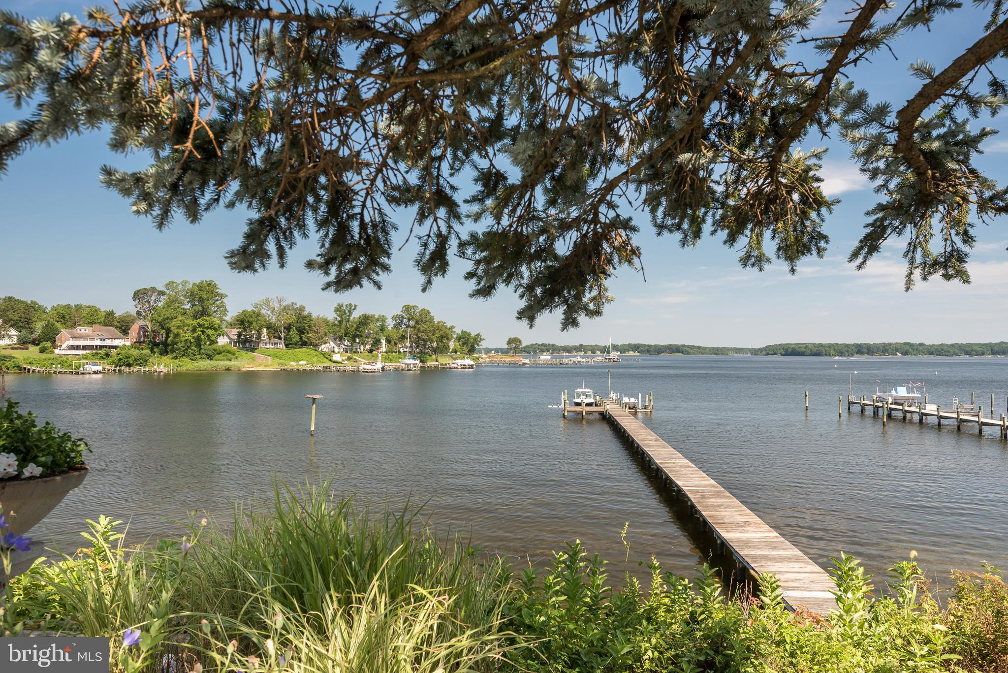 ULMSTEAD POINT - Residential