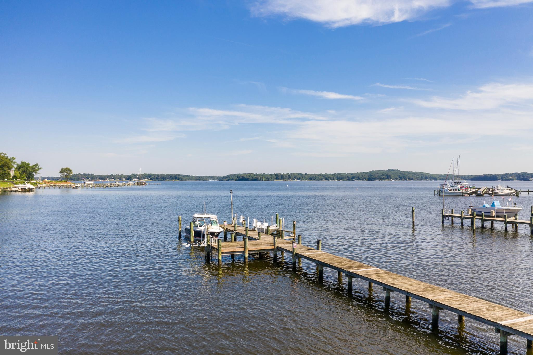 ULMSTEAD POINT - Residential