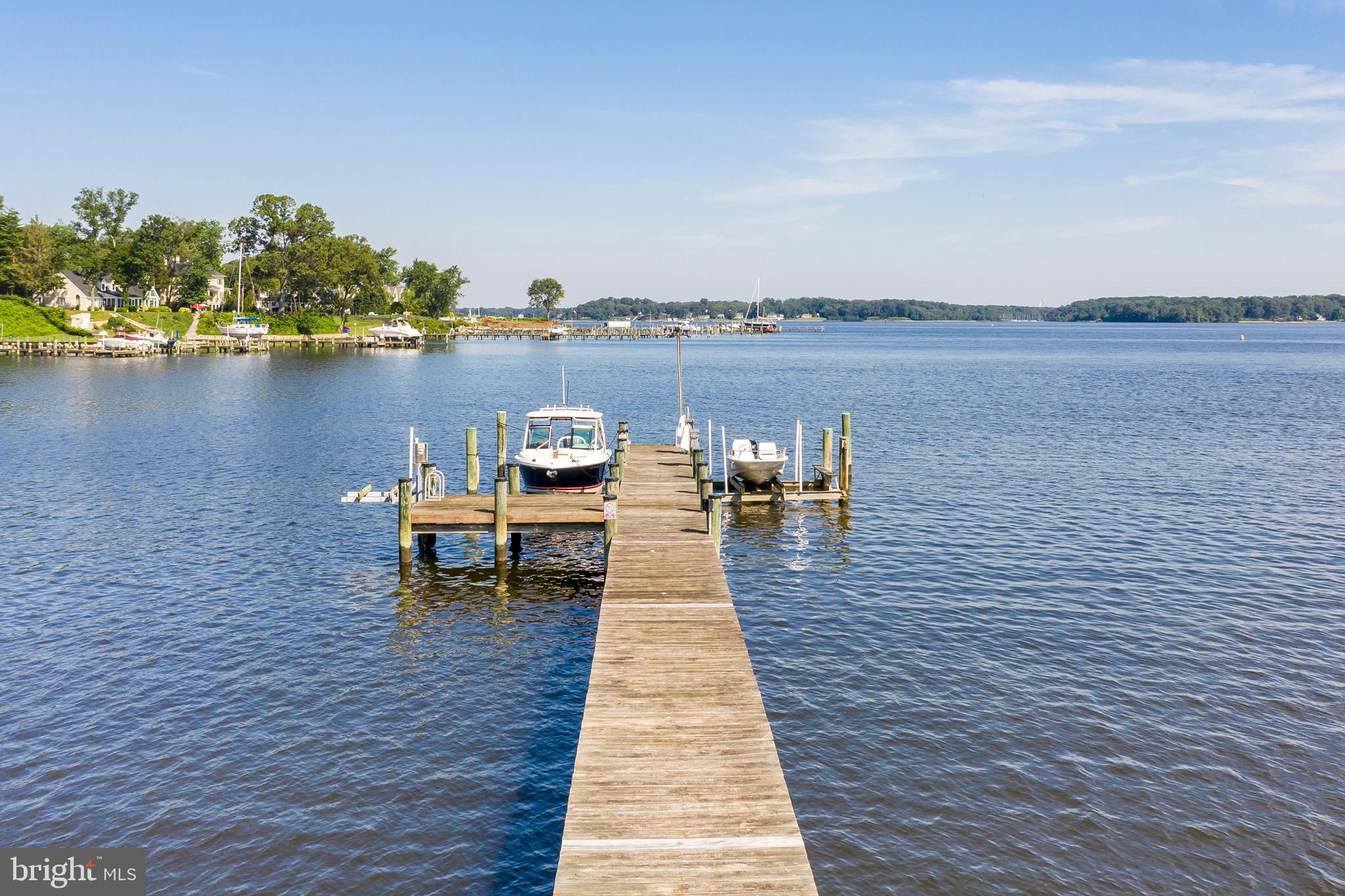 ULMSTEAD POINT - Residential