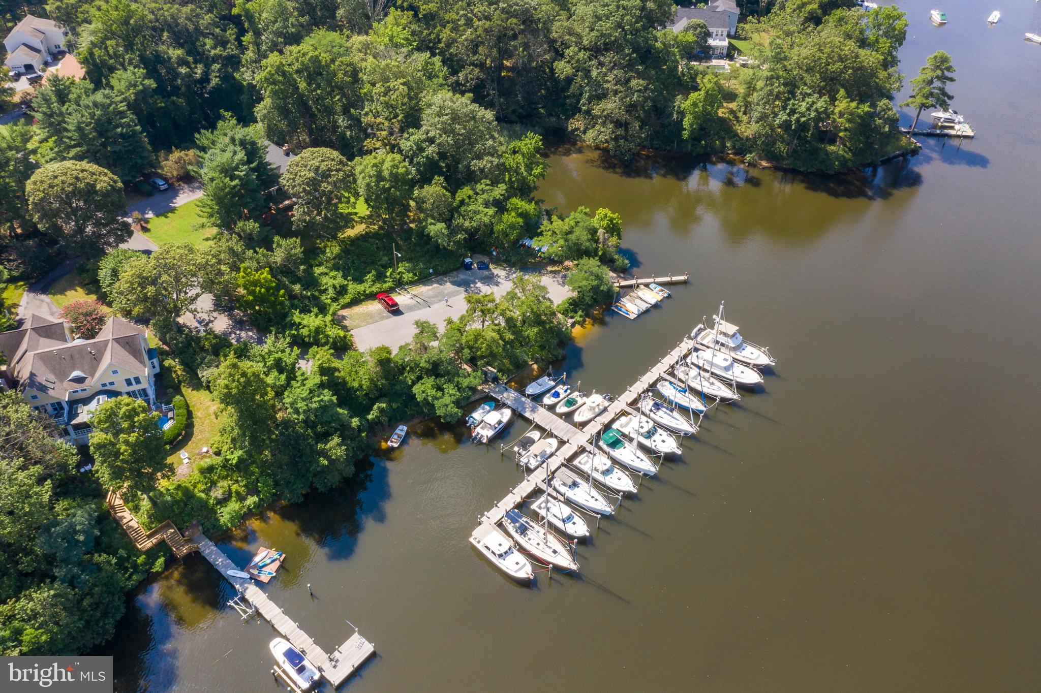 ULMSTEAD POINT - Residential