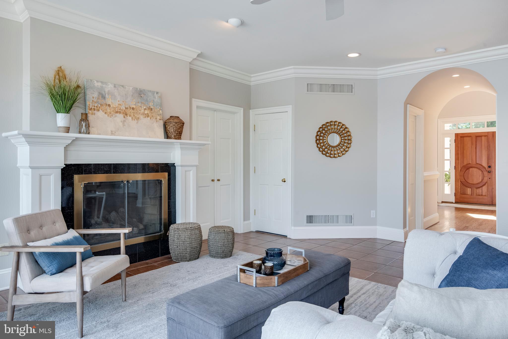 ULMSTEAD POINT - Residential