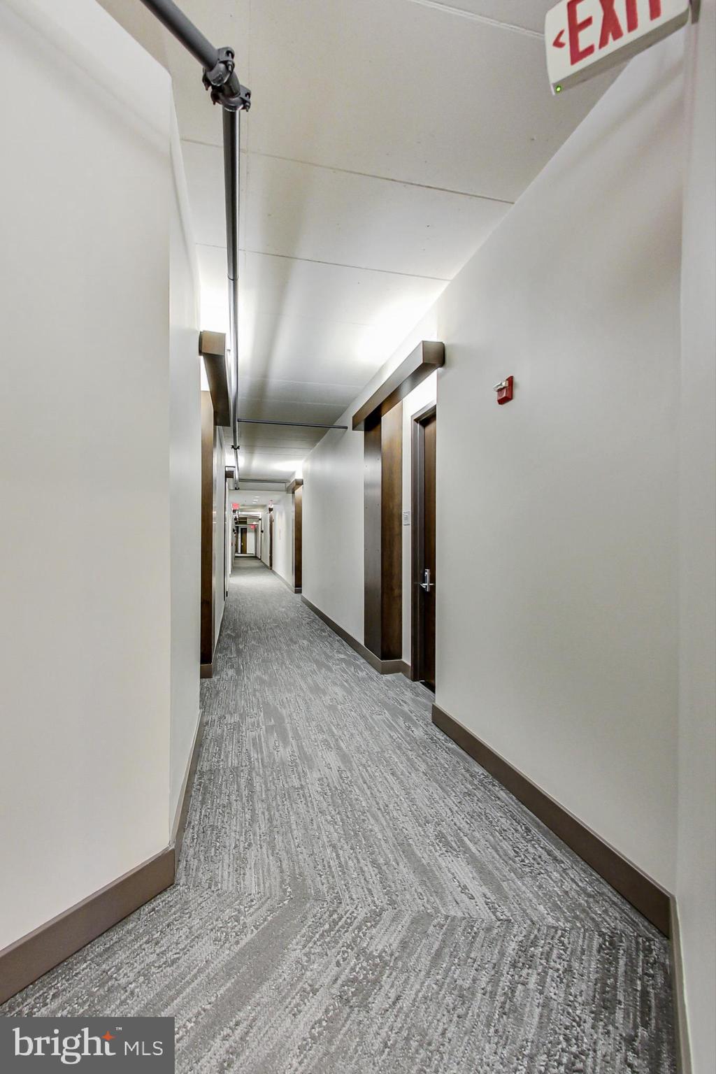 CARLYLE - Residential Lease