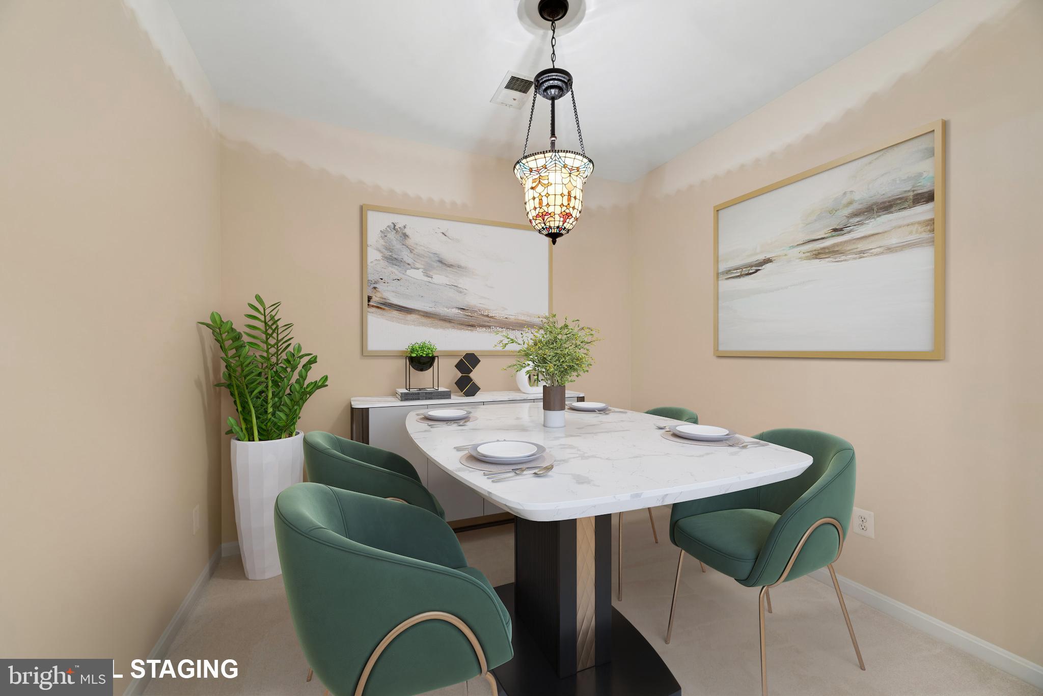 GATHERINGS AT LYNDWOOD - Residential