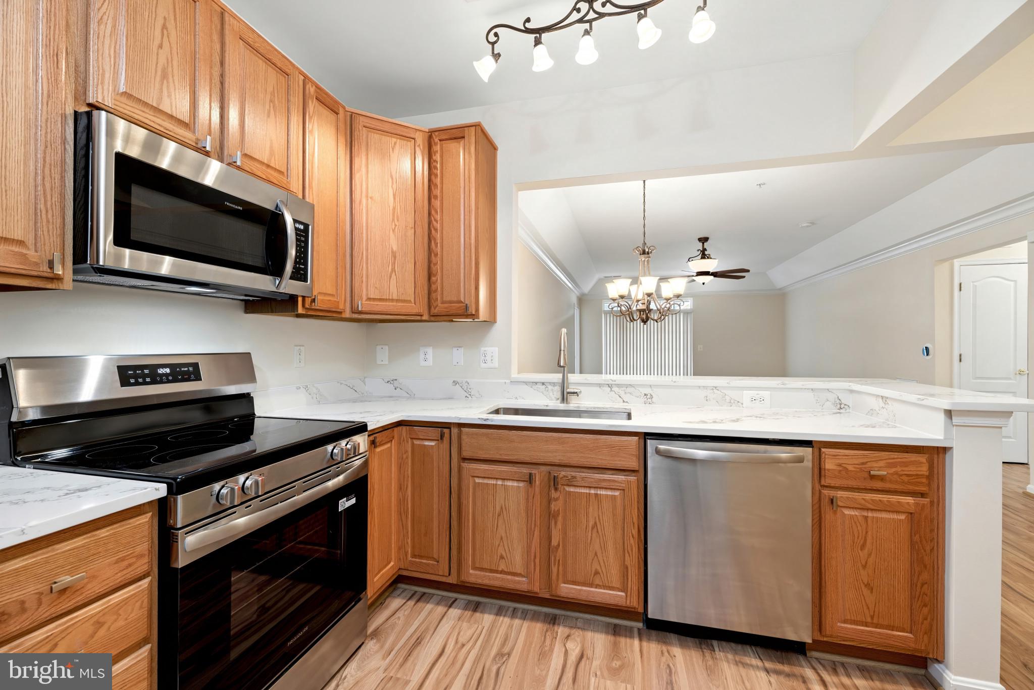 GATHERINGS AT LYNDWOOD - Residential