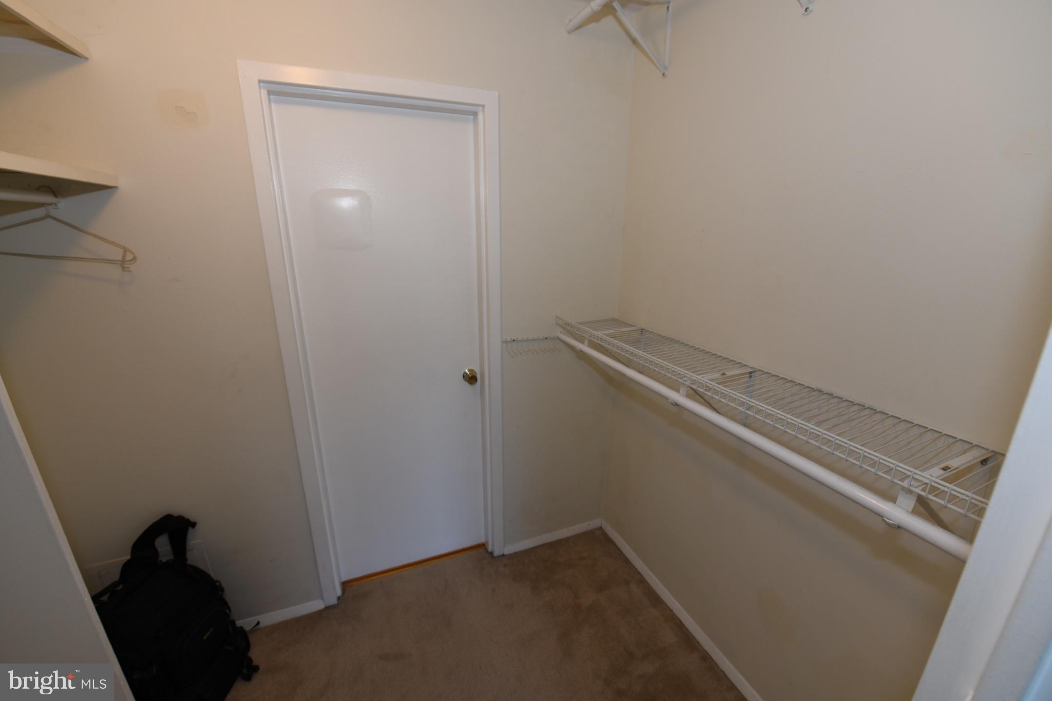 PROMENADE TOWERS - Residential Lease