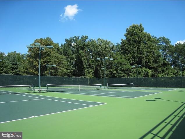 PROMENADE TOWERS - Residential Lease