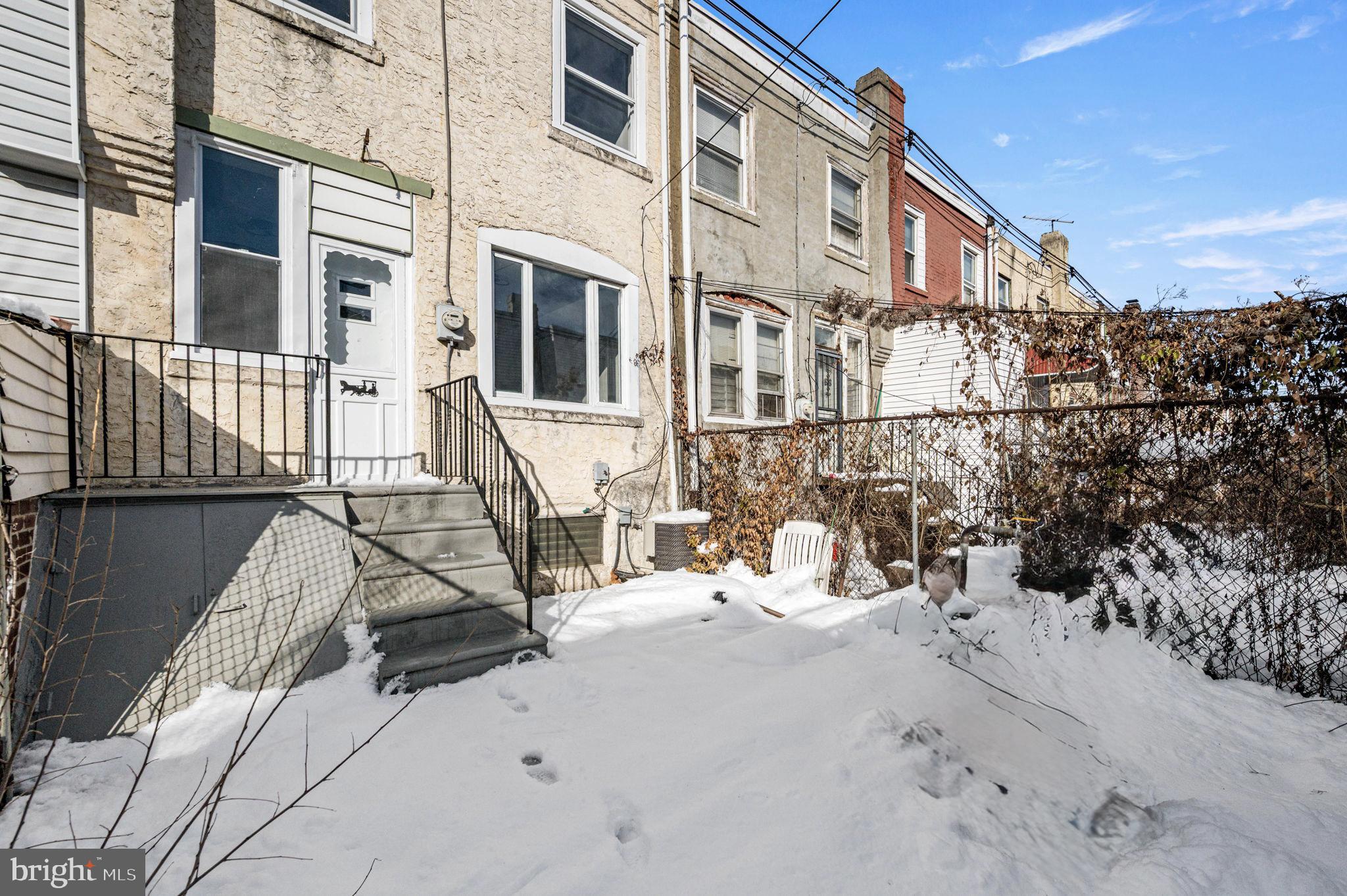 PHILADELPHIA - Residential