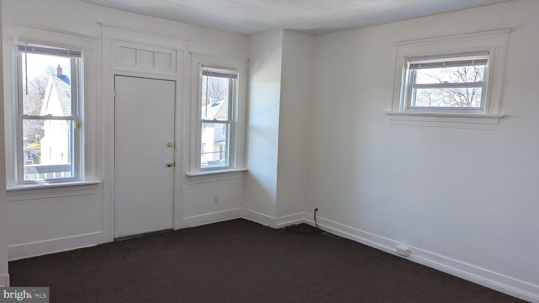 ROGNEL HEIGHTS - Residential Lease