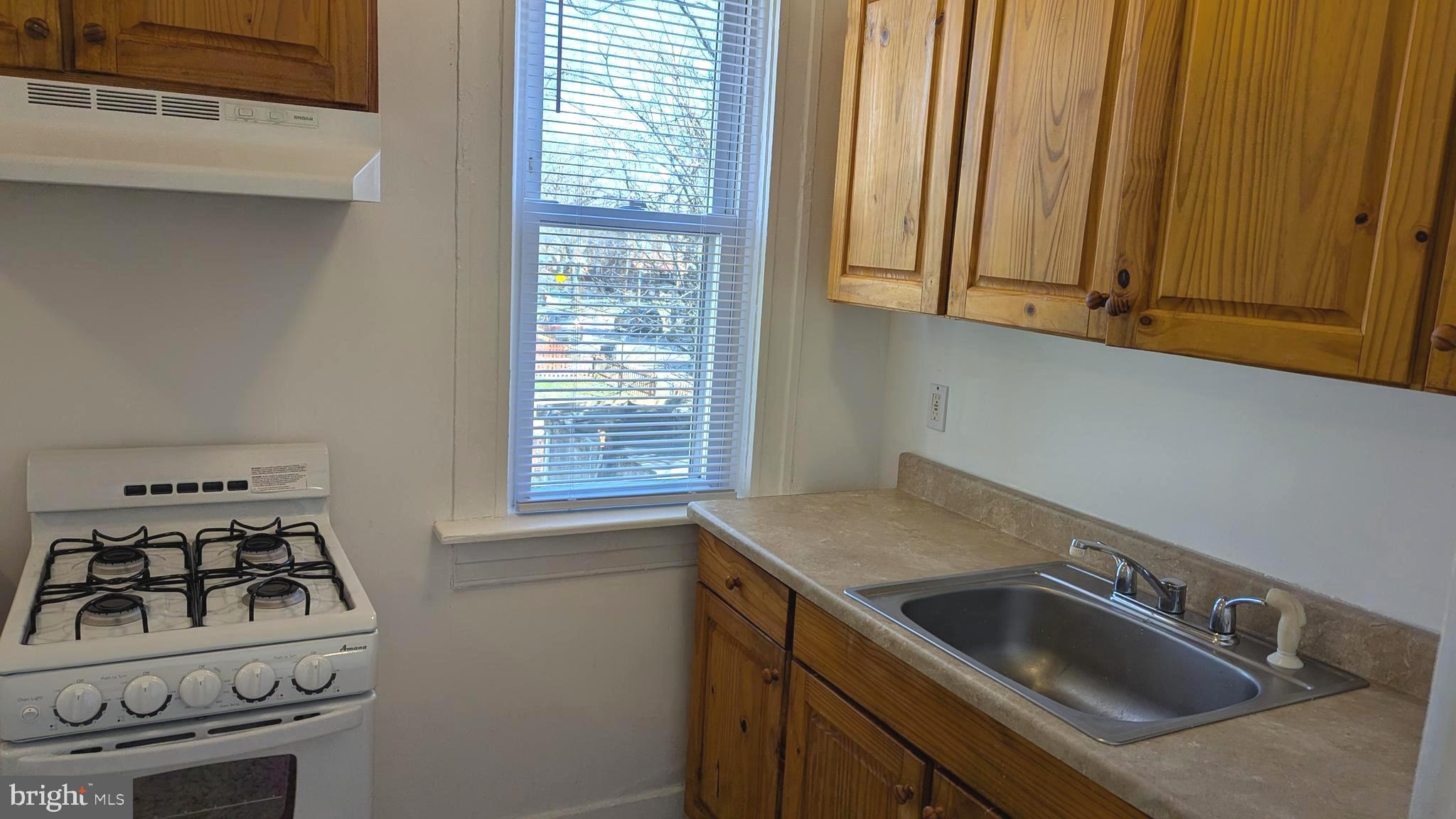 ROGNEL HEIGHTS - Residential Lease