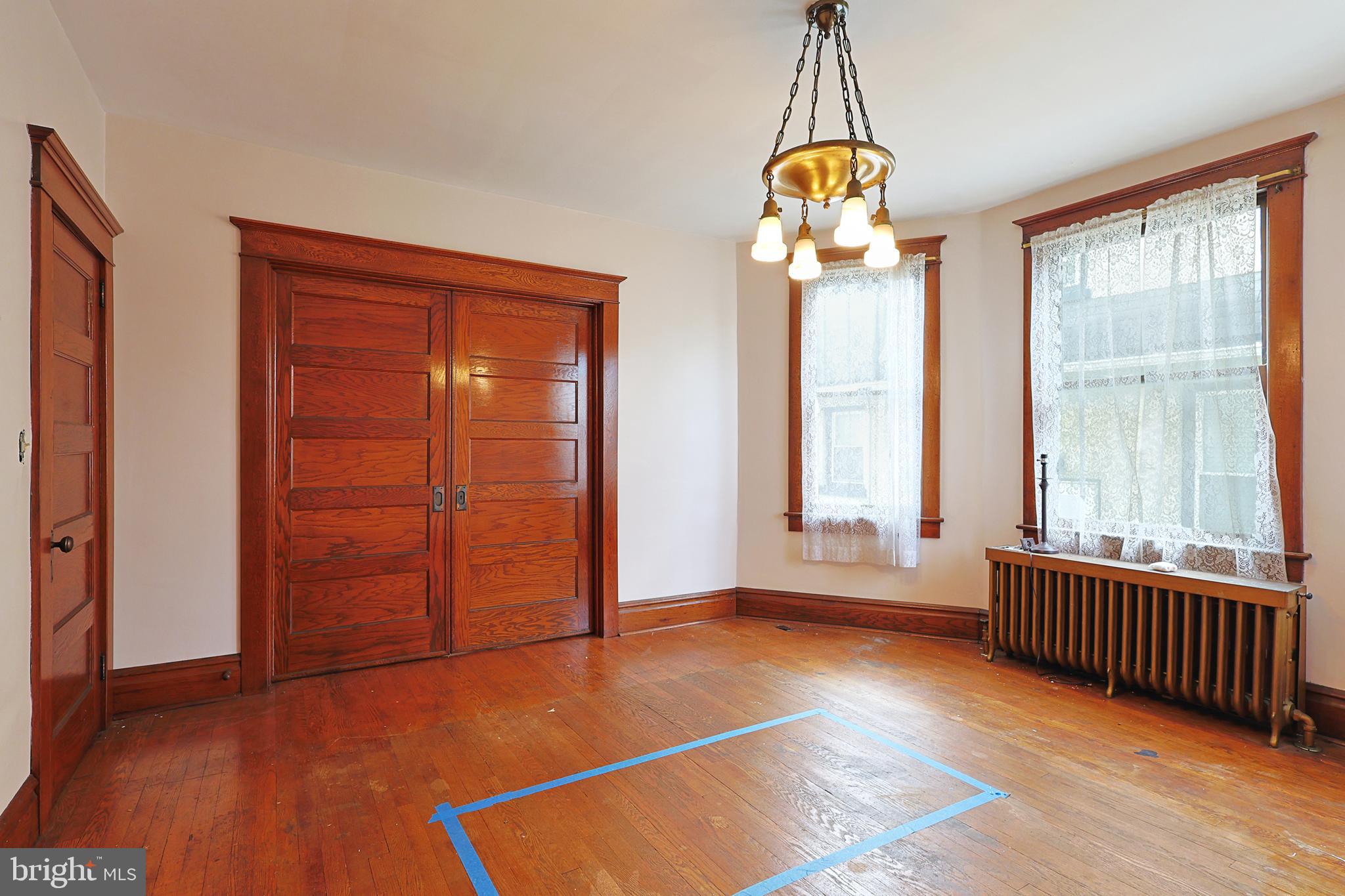 SOUTH END - Residential