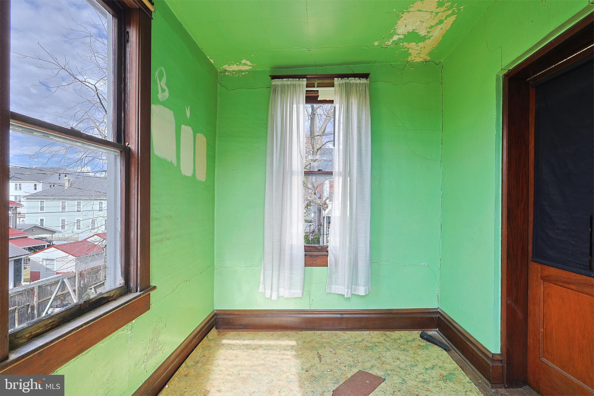 SOUTH END - Residential