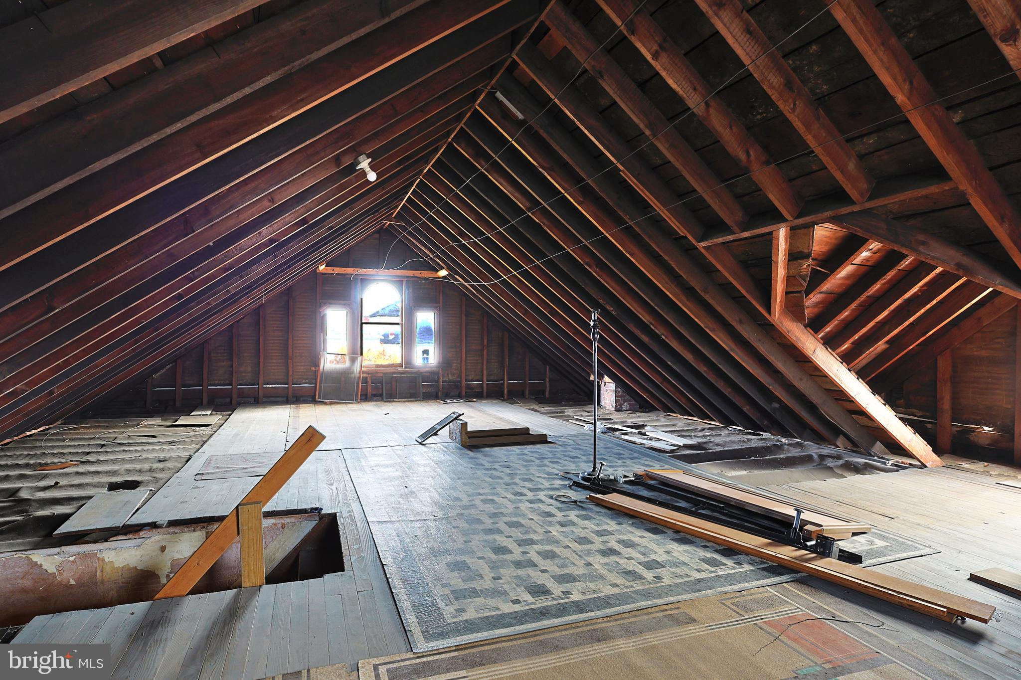 SOUTH END - Residential