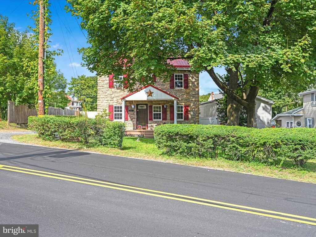 Photo of 21 E Wood Street, PINE GROVE, PA 17963 (MLS # PASK2023446)