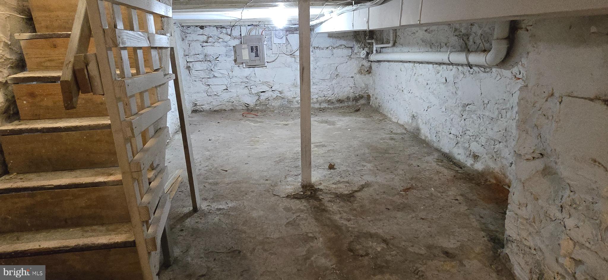 BALTIMORE EAST - SOUTH CLIFTON PARK HIST. DISTRICT - Residential