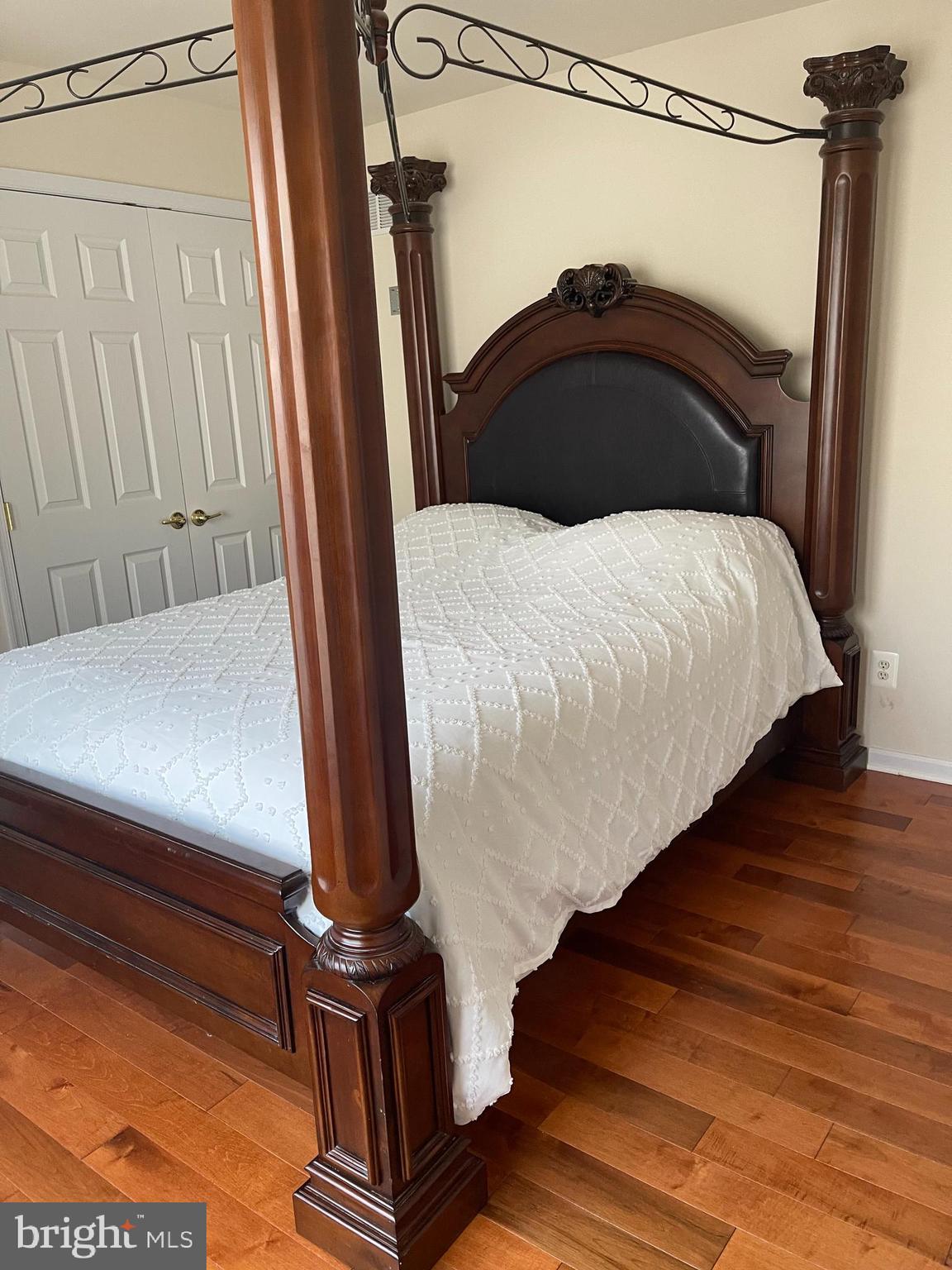 PATRIOTS GLEN - Residential