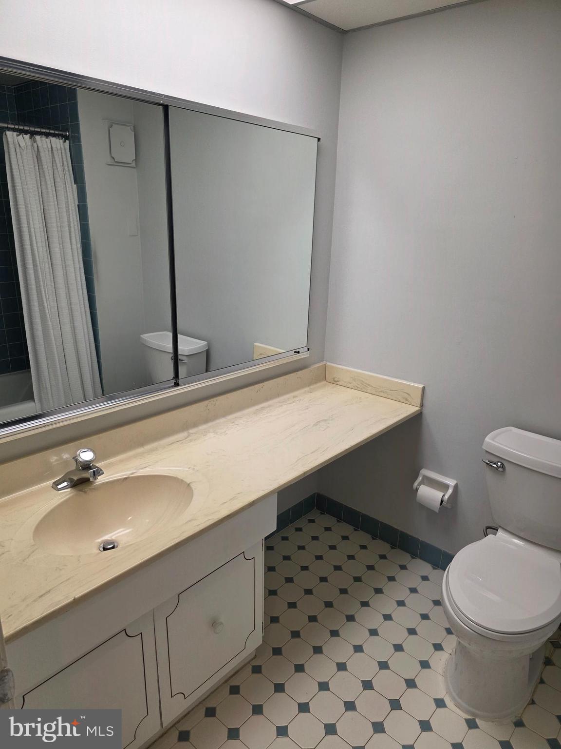 HAVERFORD HUNT CLU - Residential