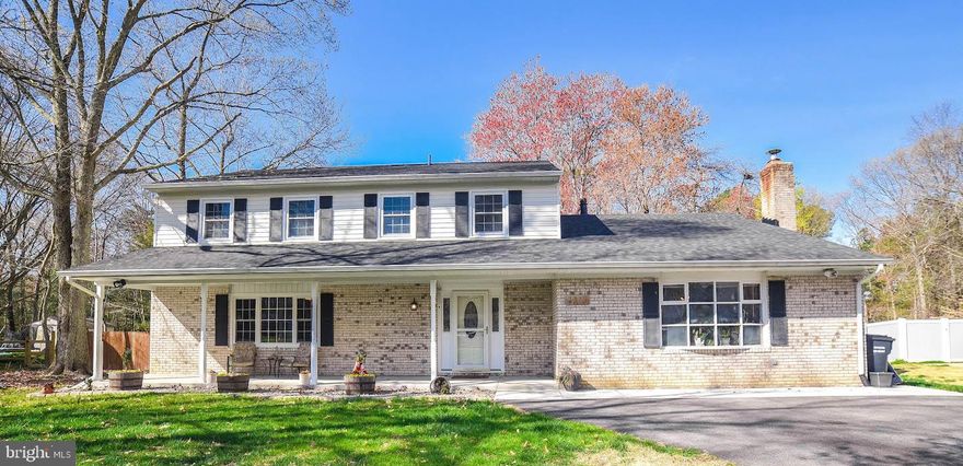 CHECK THIS ONE OUT!!! GOURMET KITCHEN WITH ISLAND/SERVING BAR - OPEN FLOOR PLAN, FORMAL DINING ROOM, 2 FAMILY ROOMS,  MANY ITEMS UPDATED, KITCHEN AND BATHS HAVE BEEN REMODELED, GRANITE, STAINLESS APPLIANCES, TILE IN BATHS, JETTED SOAKING TUB, WINDOWS REPLACED, NEWER ROOF, FRONT AND REAR PORCHES!!!  MORE THAN YOU DREAMED OF IN THIS HOME!!! WOODSTOVE FOR THOSE COLD WINTER NIGHTS TO CONVEY!!! NO HOMEOWNERS ASSOCIATION!!! CONVENIENT LOCATION FOR COMMUTERS!! HUGE REAR YARD WITH PLENTY OF SPACE TO PLAY!!! ENORMOUS LAUNDRY ROOM ON MAIN LEVEL WITH PLENTY OF STORAGE AREA FRONT LOAD WASHER AND DRYER TO CONVEY!!! ONE YEAR HOME WARRANTY!!POOL TABLE  AND PLAY EQUIPMENT CAN CONVEY!!! SETTLE IN 30 DAYS!!!!MINOR TOUCHUPS IN PROCESS OF BEING COMPLETED.PLEASE USE SOAP, PAPER TOWELS IN HALF BATH DOWNSTAIRS FOR YOUR PERSONAL USE. SELLER WILL CONSIDER CARPET ALLOWANCE OR REDUCED CREDIT!