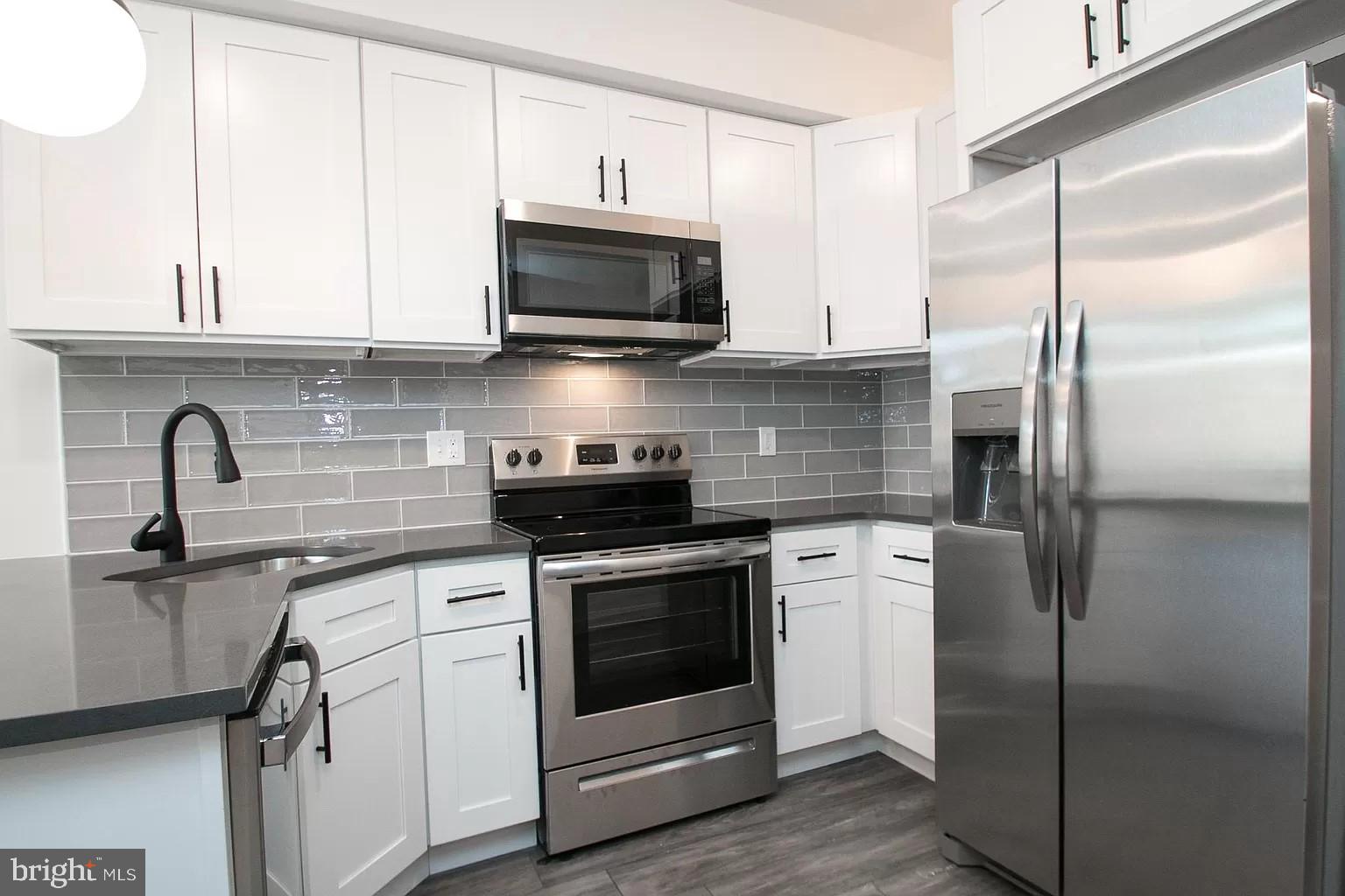 BELMONT - Residential Lease
