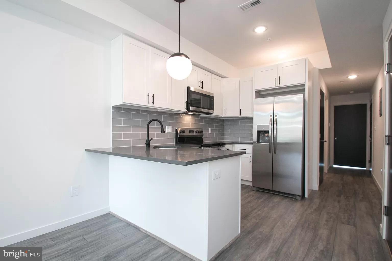 BELMONT - Residential Lease