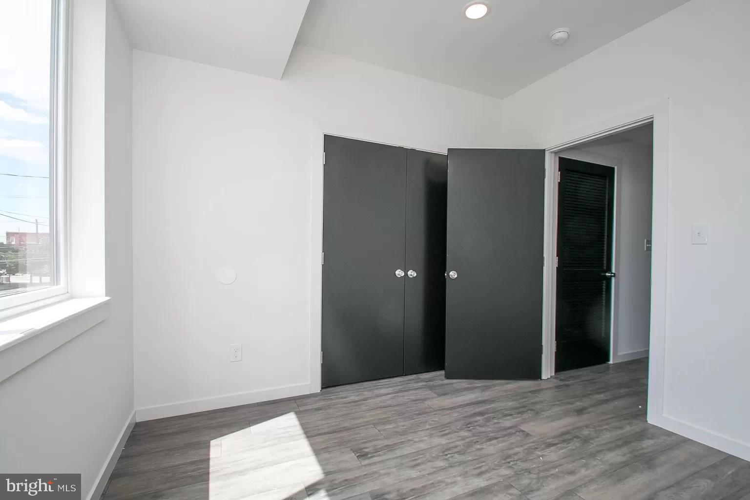 BELMONT - Residential Lease