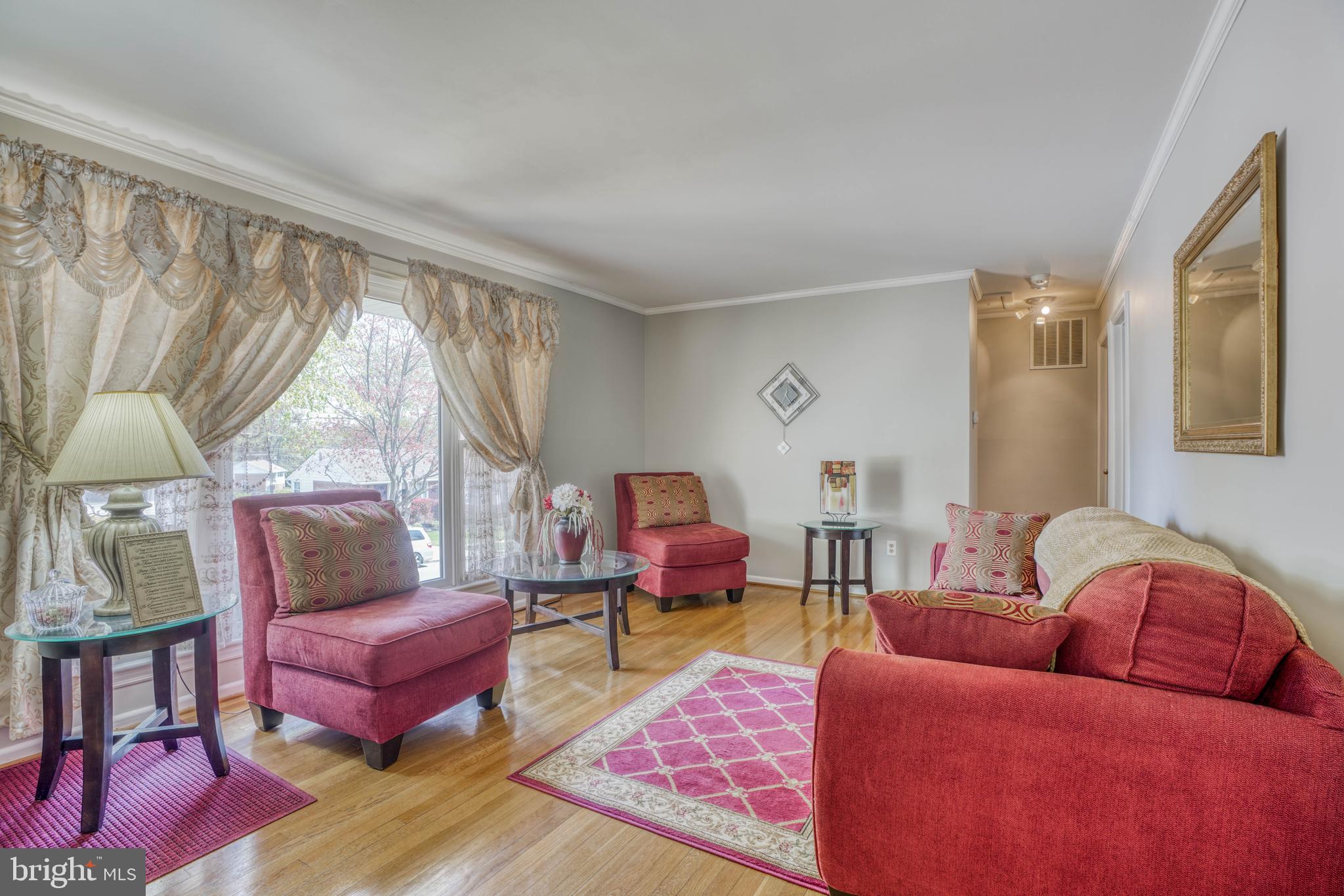 NEW CARROLLTON - Residential