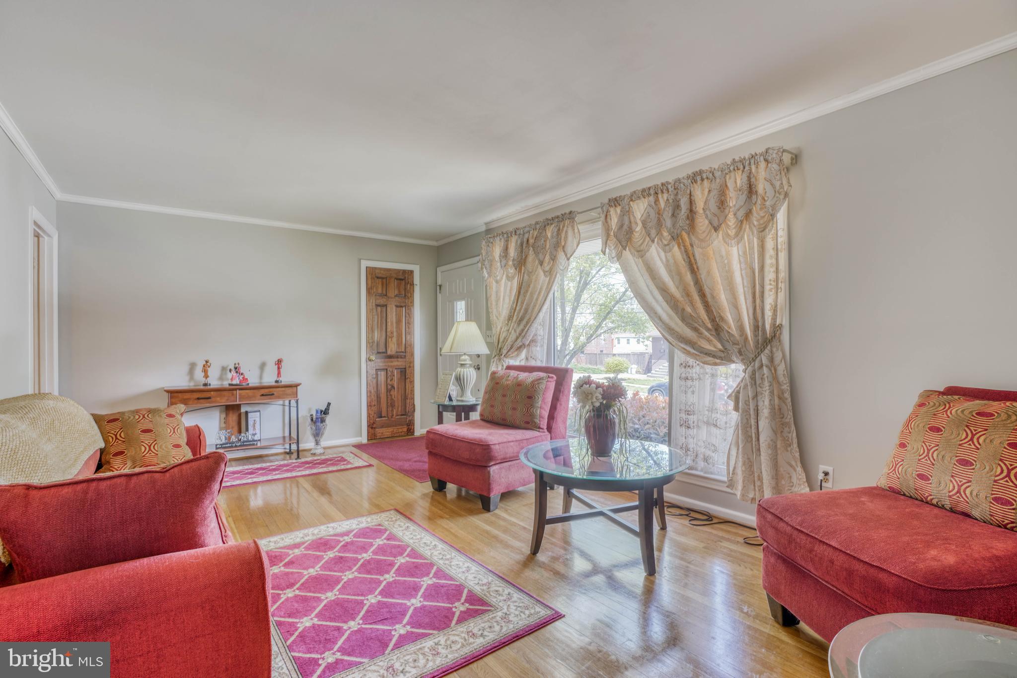 NEW CARROLLTON - Residential