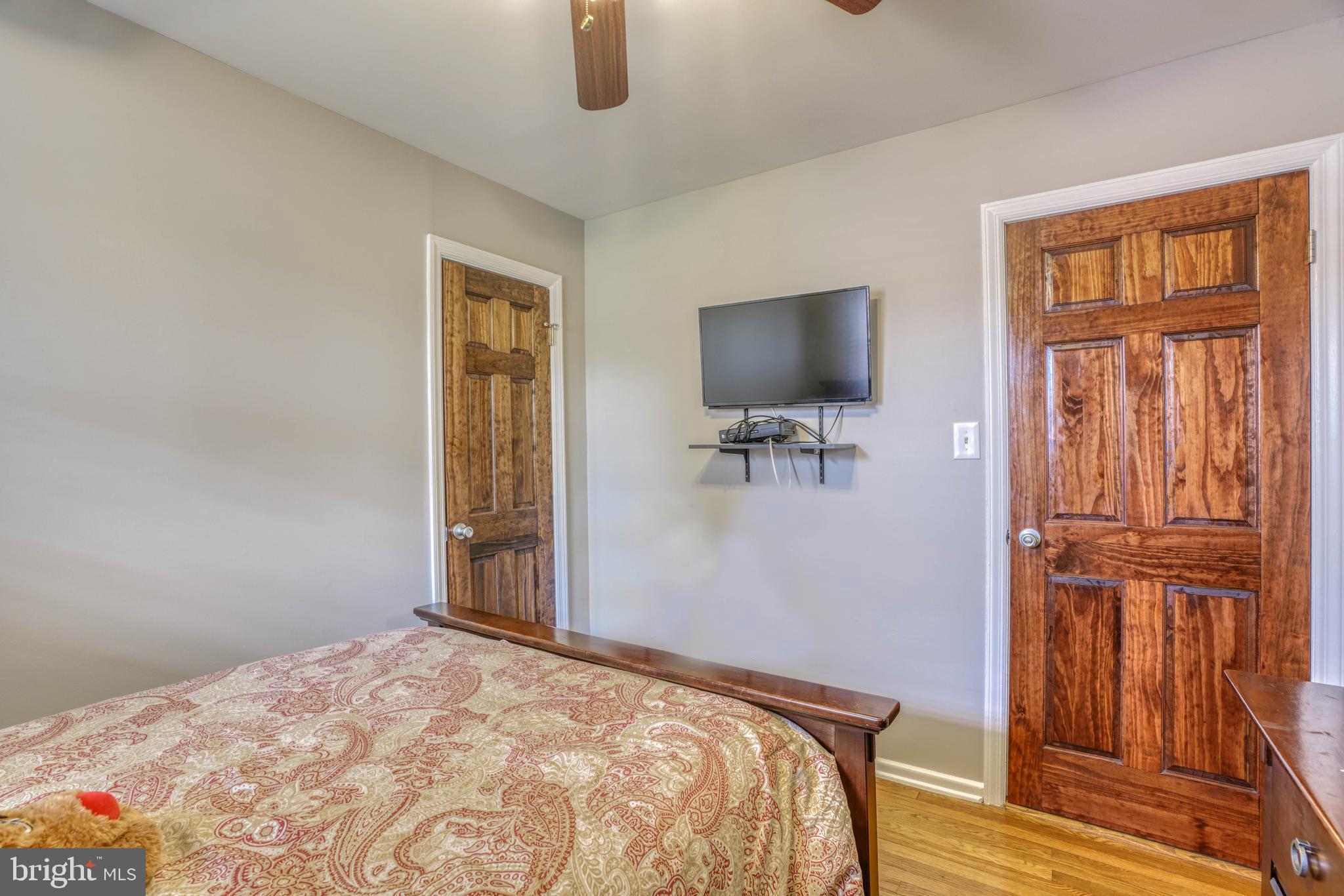 NEW CARROLLTON - Residential