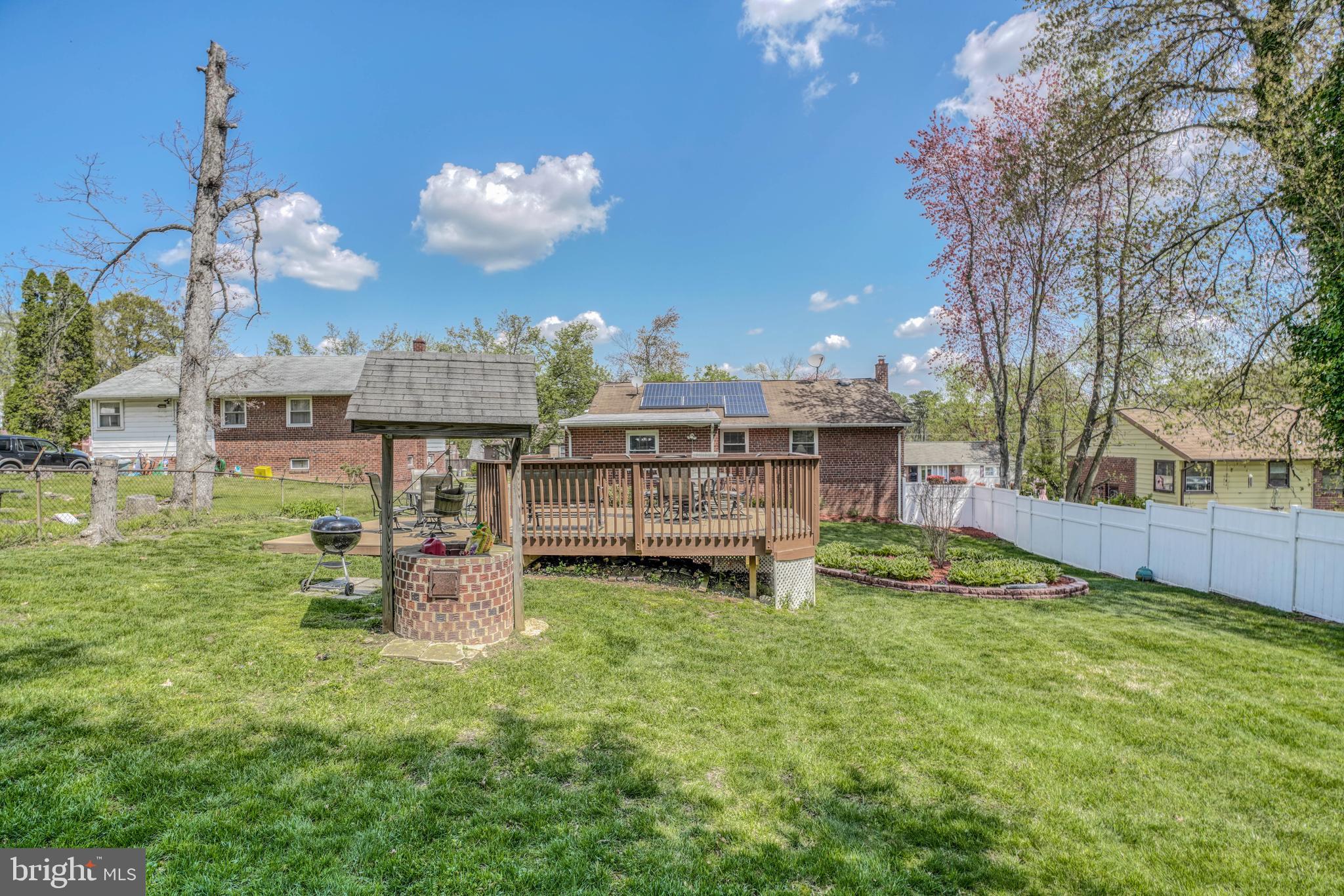 NEW CARROLLTON - Residential