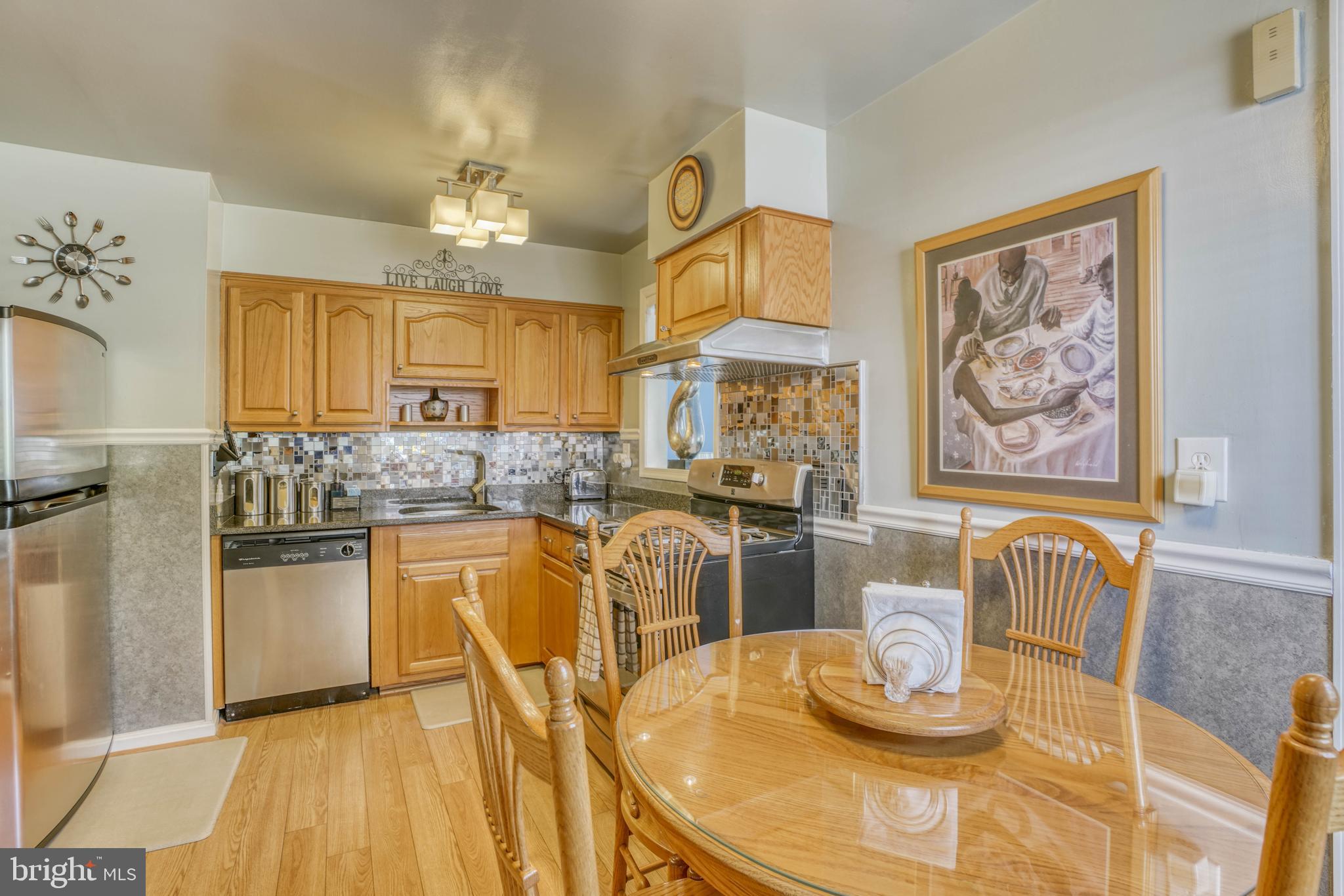 NEW CARROLLTON - Residential