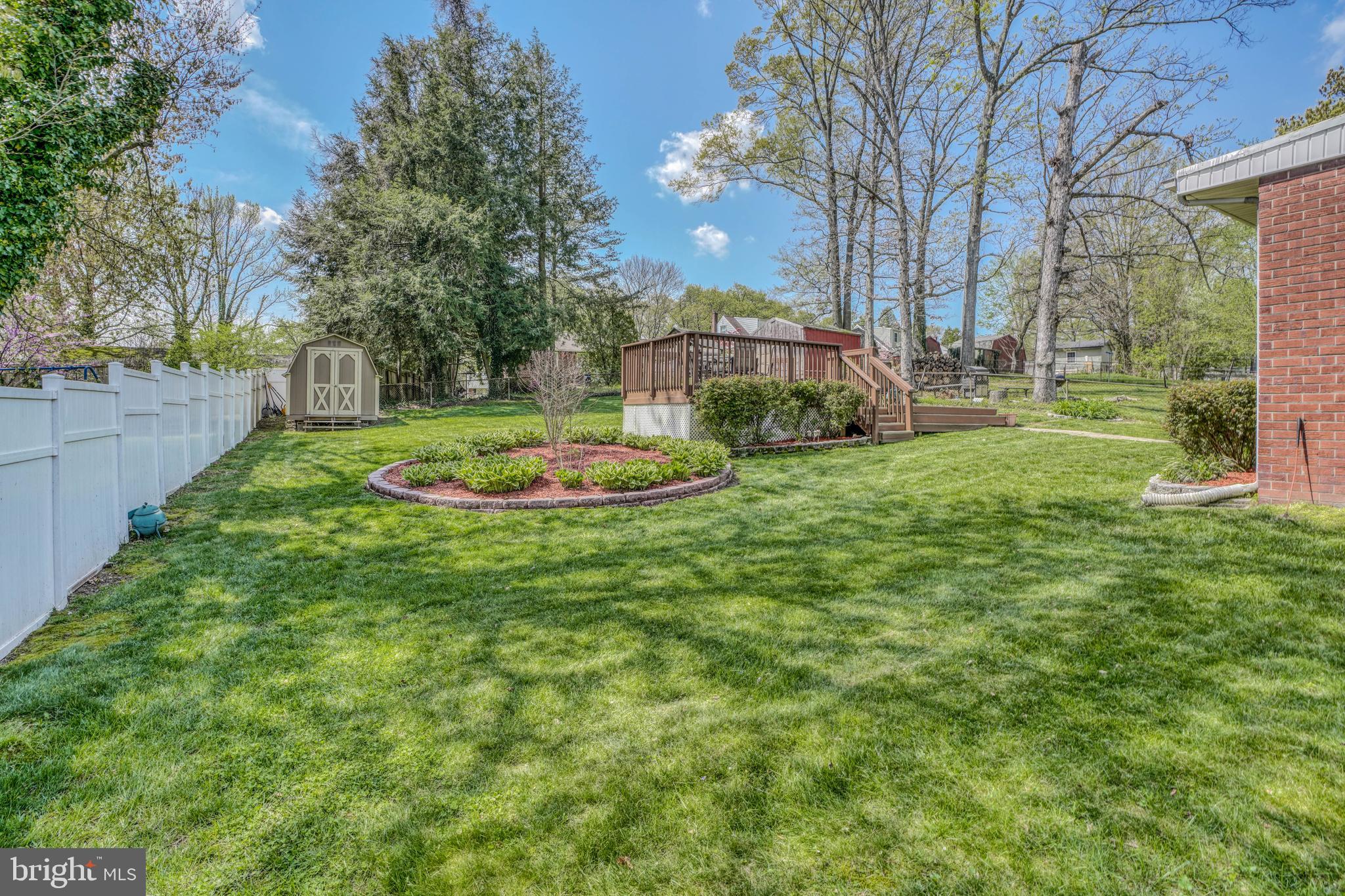 NEW CARROLLTON - Residential