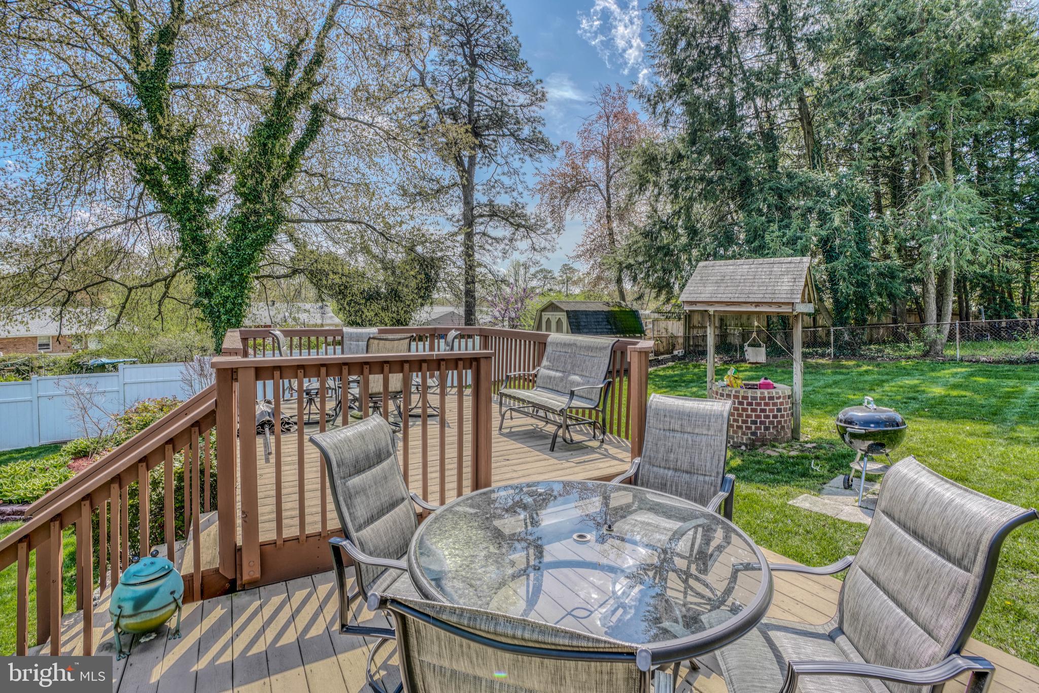 NEW CARROLLTON - Residential