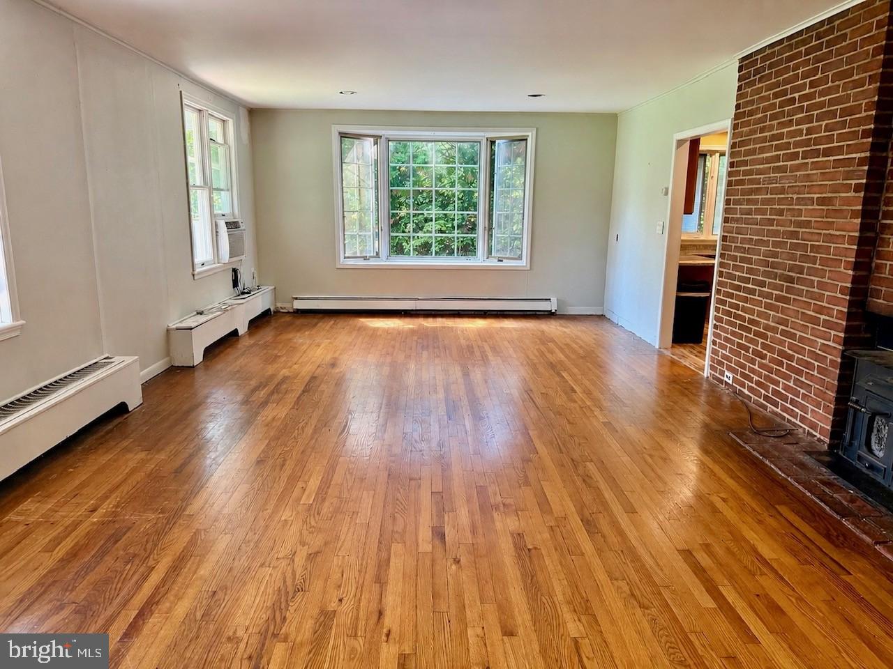 308 COPPLES LANE