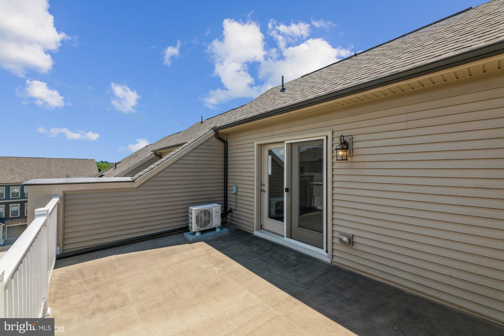 TUSCARORA VILLAGE - Residential Lease