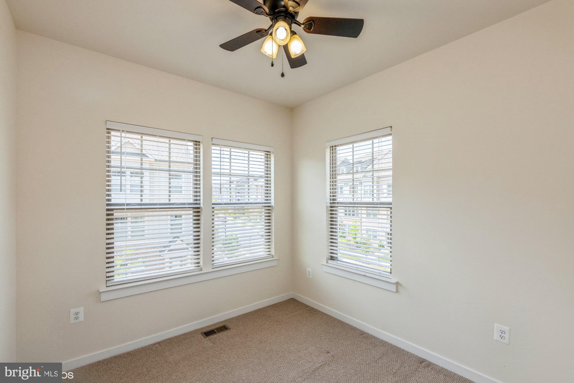 TUSCARORA VILLAGE - Residential Lease