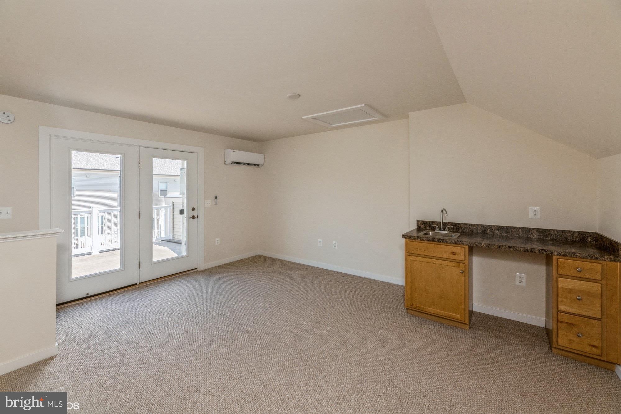 TUSCARORA VILLAGE - Residential Lease