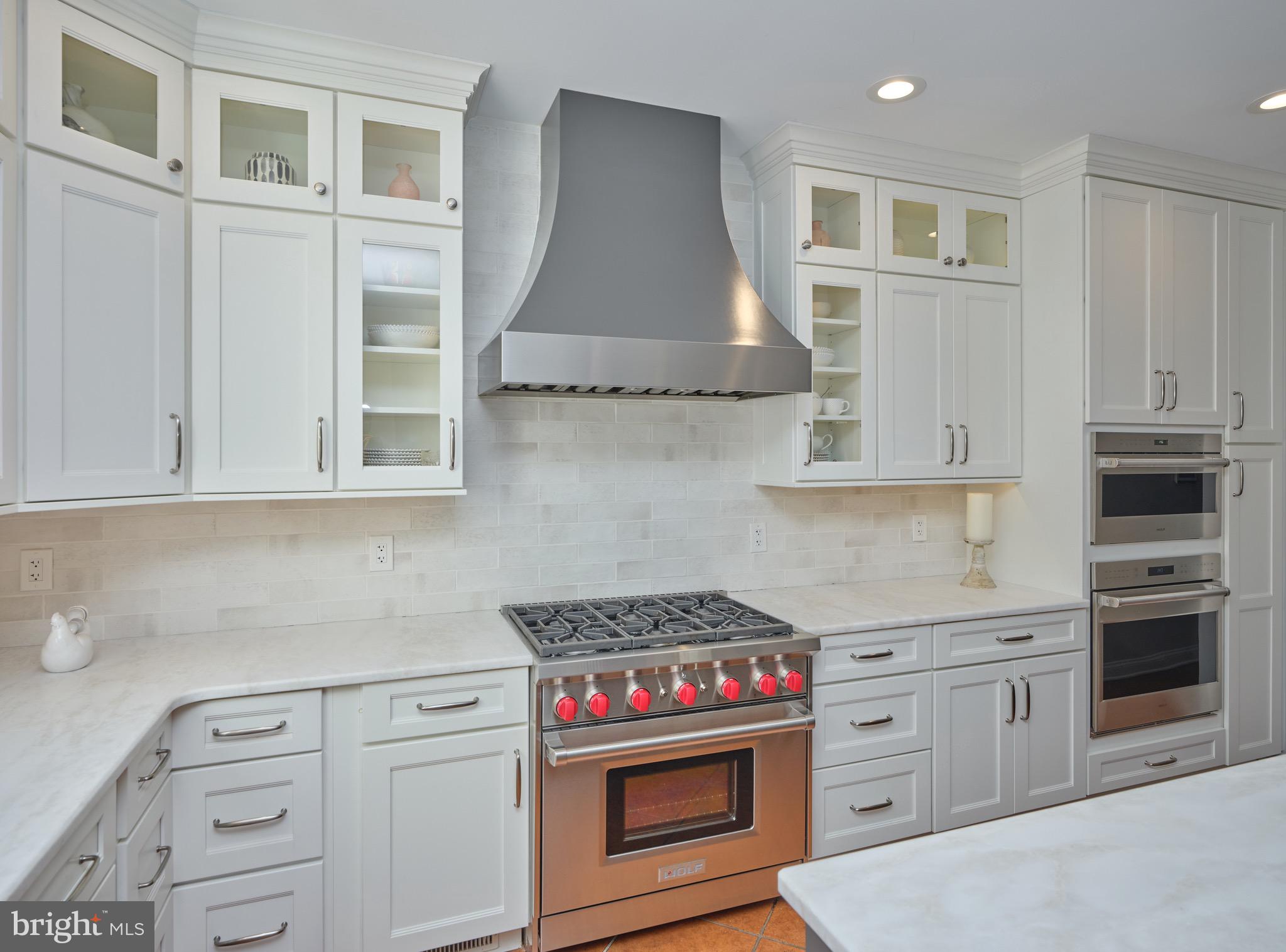 PICKERING CHASE - Residential