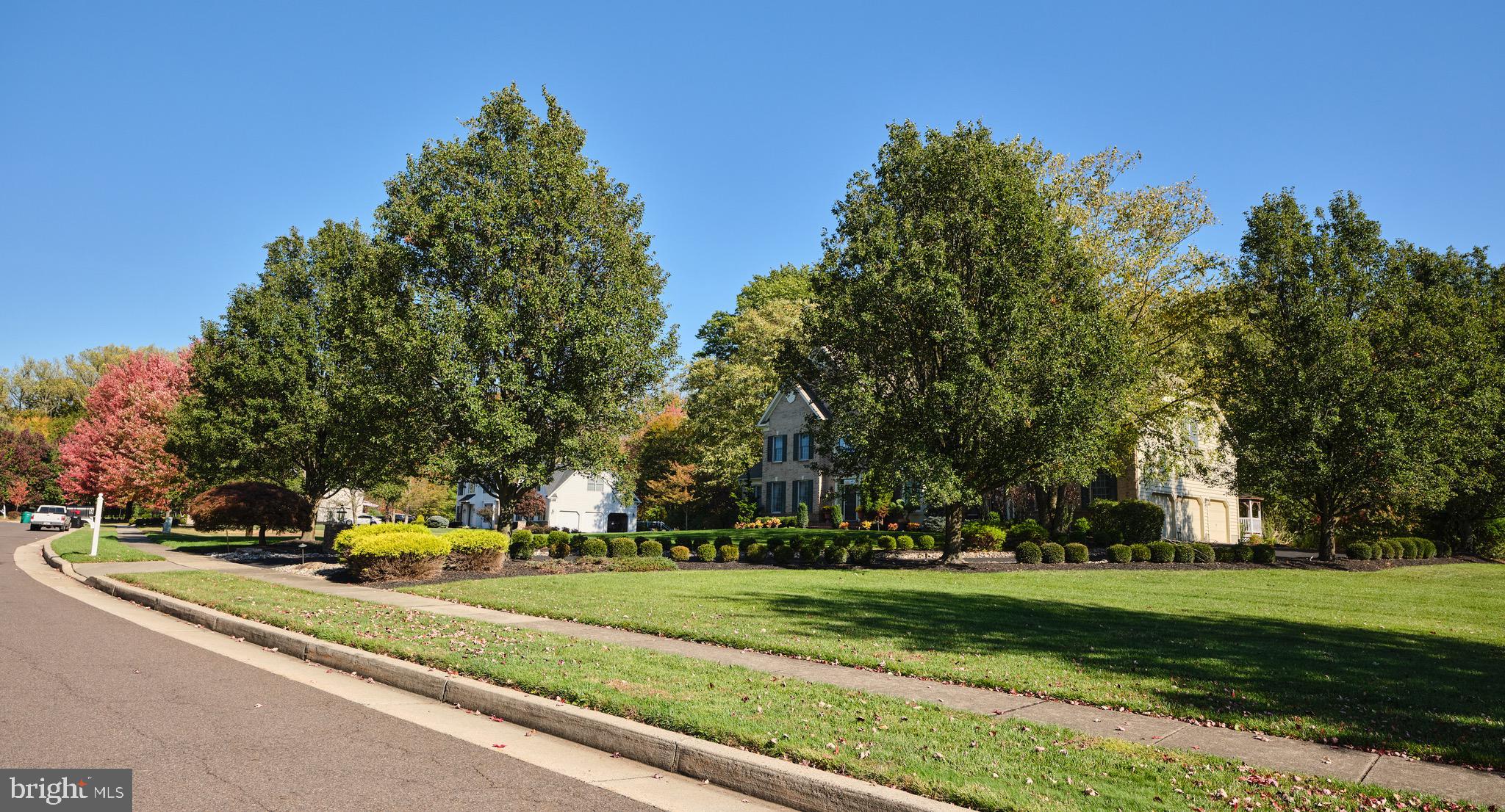 PICKERING CHASE - Residential