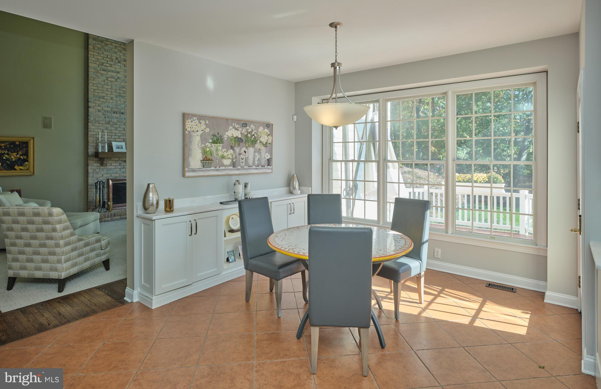 PICKERING CHASE - Residential