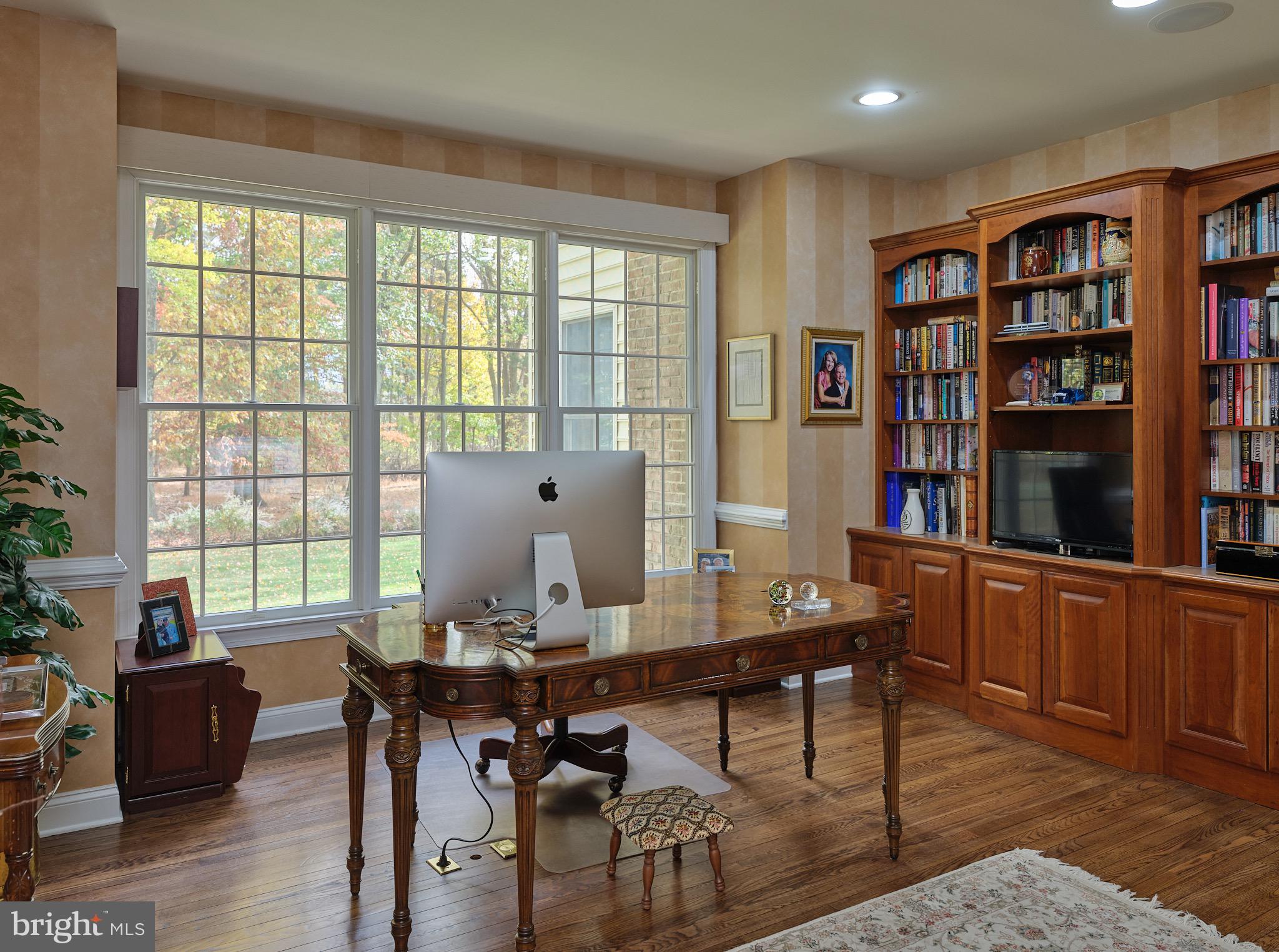 PICKERING CHASE - Residential